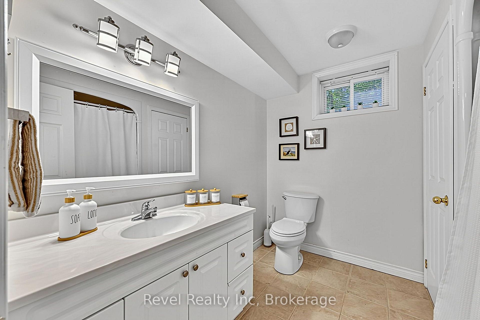 Photo 19 of 18 Rue Vanier Road, Tiny, Lafontaine — HOMEH