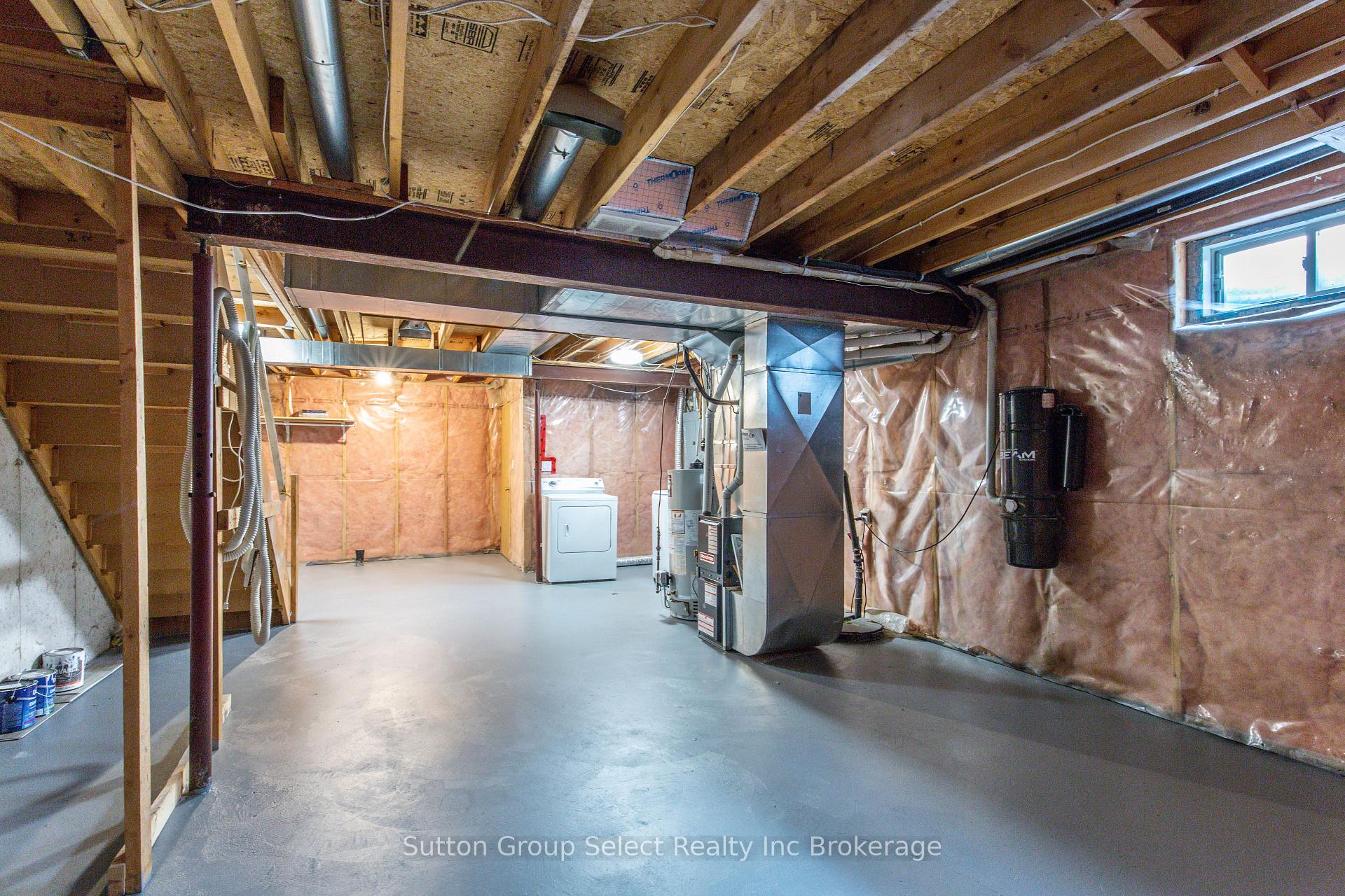 Photo 18 of 1106 Nellis Street, Woodstock, Woodstock - North — HOMEH