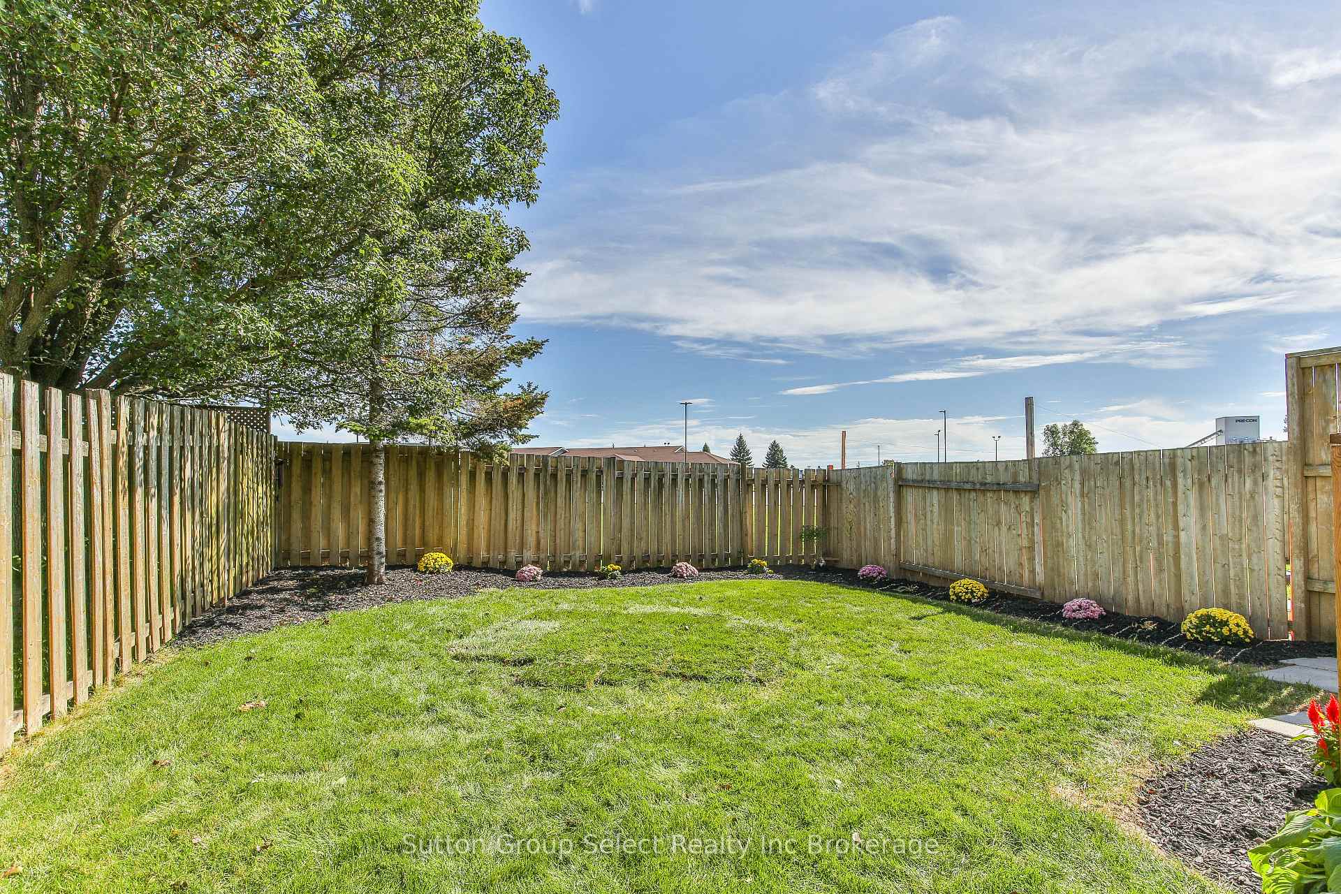 Photo 21 of 1106 Nellis Street, Woodstock, Woodstock - North — HOMEH