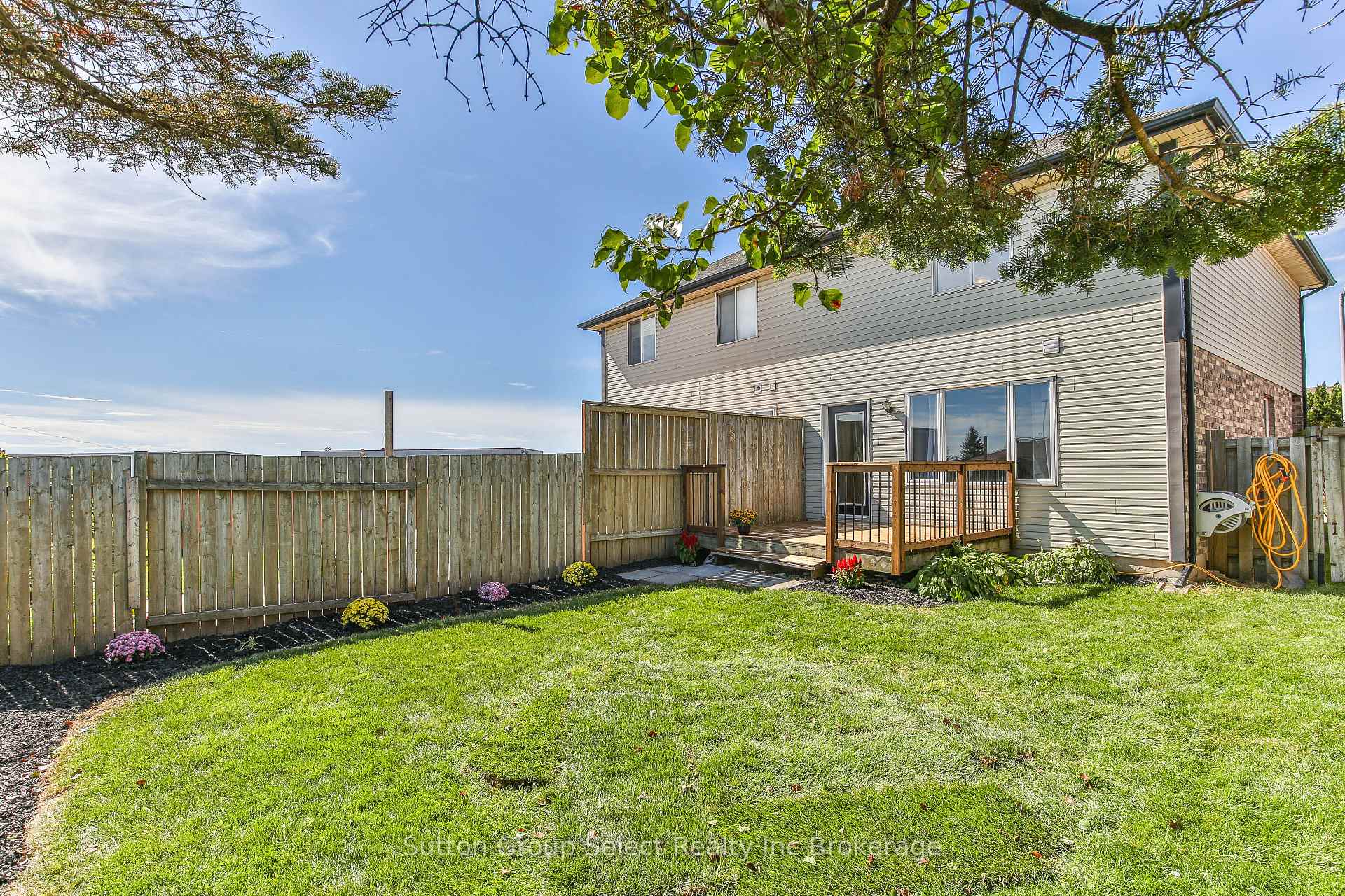 Photo 22 of 1106 Nellis Street, Woodstock, Woodstock - North — HOMEH
