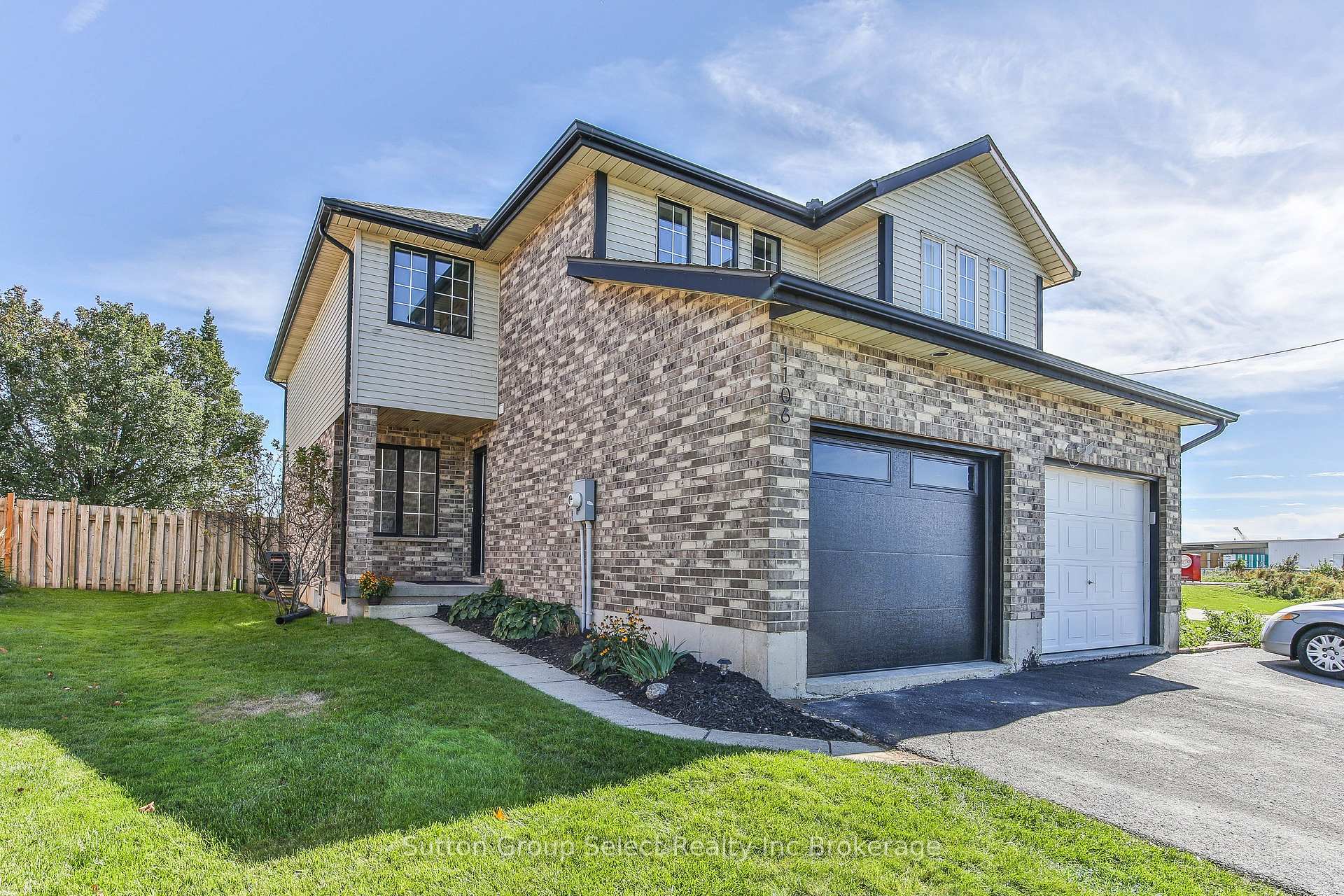 Photo 23 of 1106 Nellis Street, Woodstock, Woodstock - North — HOMEH