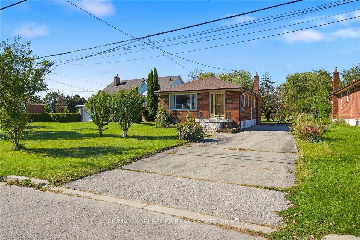 Photo 6 of 66 Gooderham Drive, Scarborough, Wexford-Maryvale — HOMEH