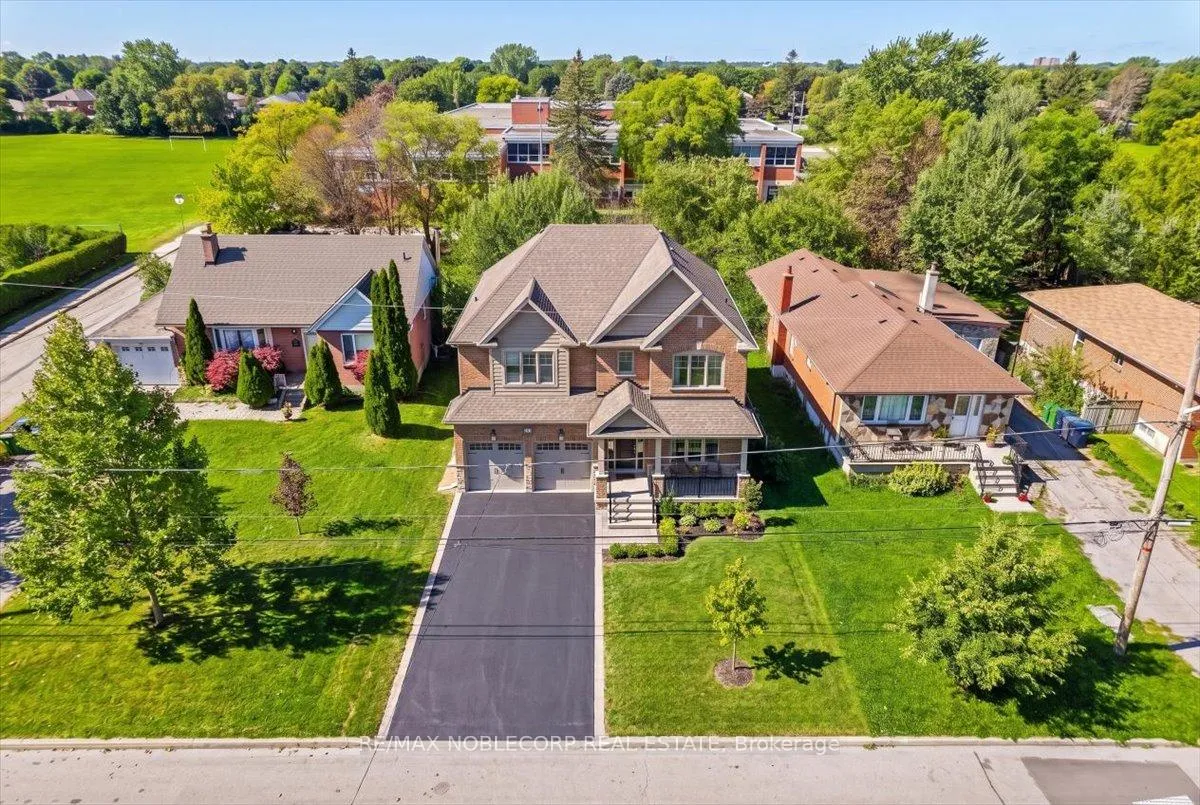 Photo 43 of 66 Gooderham Drive, Scarborough, Wexford-Maryvale — HOMEH