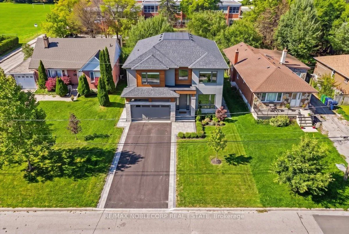 Photo 45 of 66 Gooderham Drive, Scarborough, Wexford-Maryvale — HOMEH
