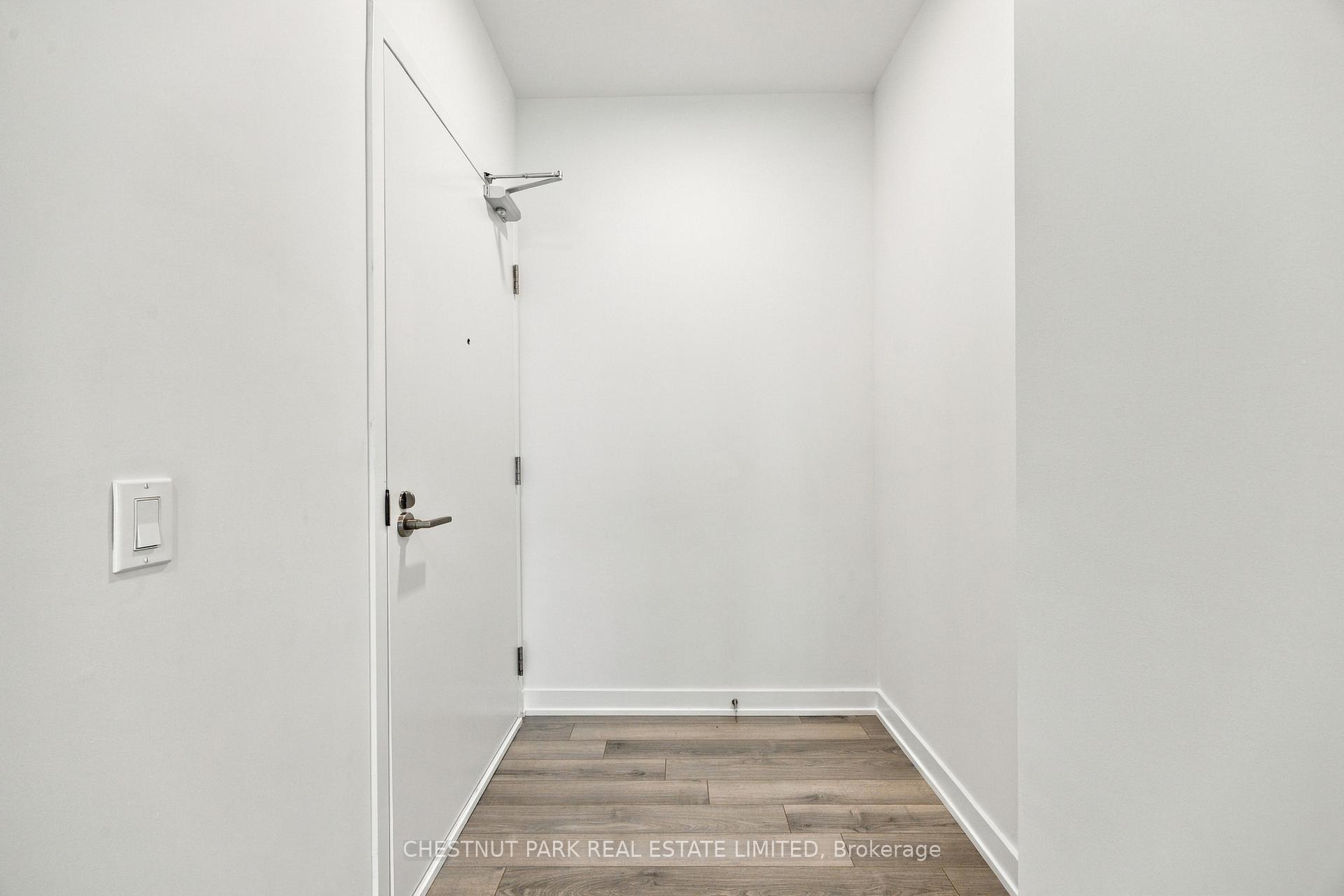Photo 3 of Unit 625, 230 Simcoe Street, Toronto, Kensington-Chinatown — HOMEH