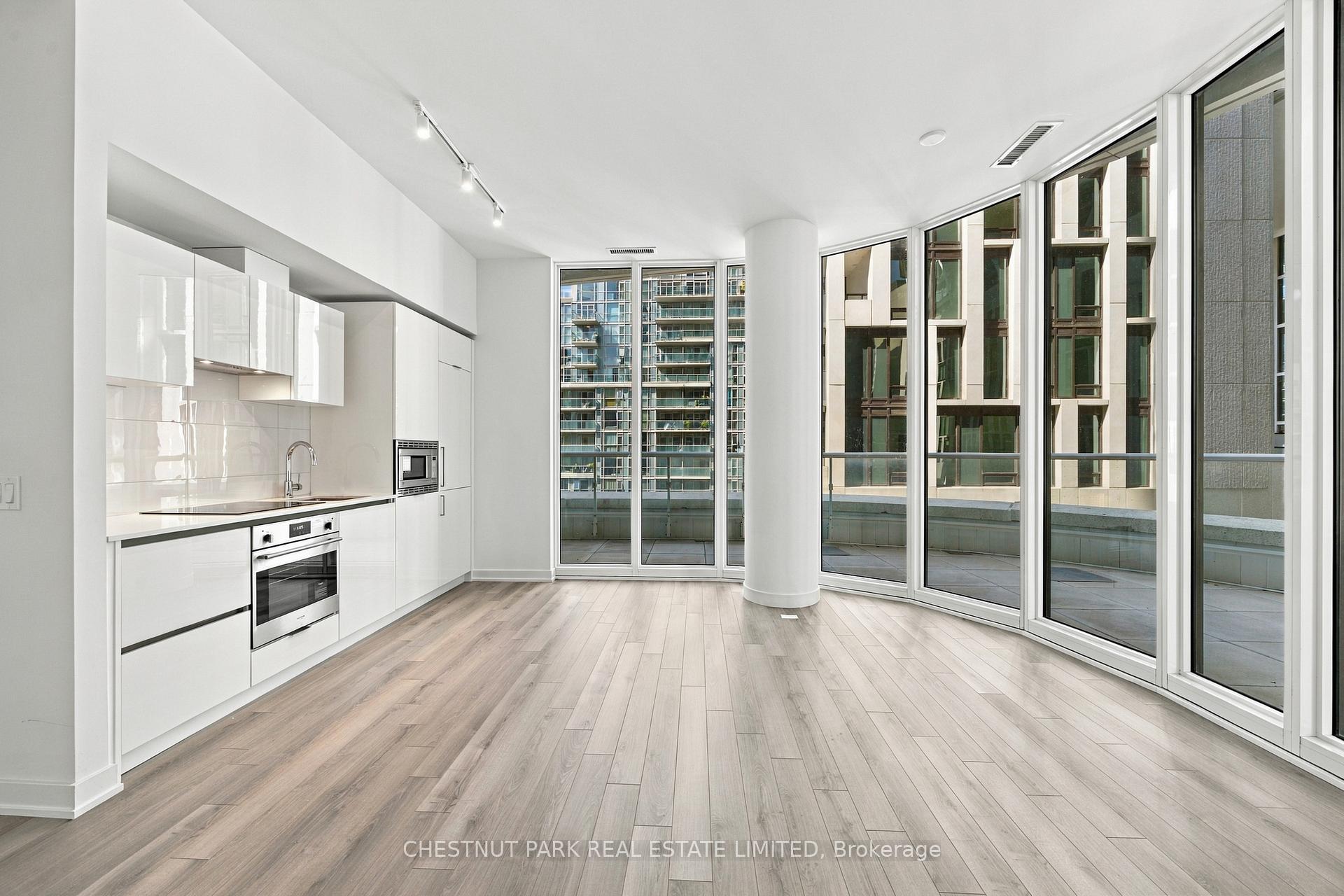 Photo 10 of Unit 625, 230 Simcoe Street, Toronto, Kensington-Chinatown — HOMEH