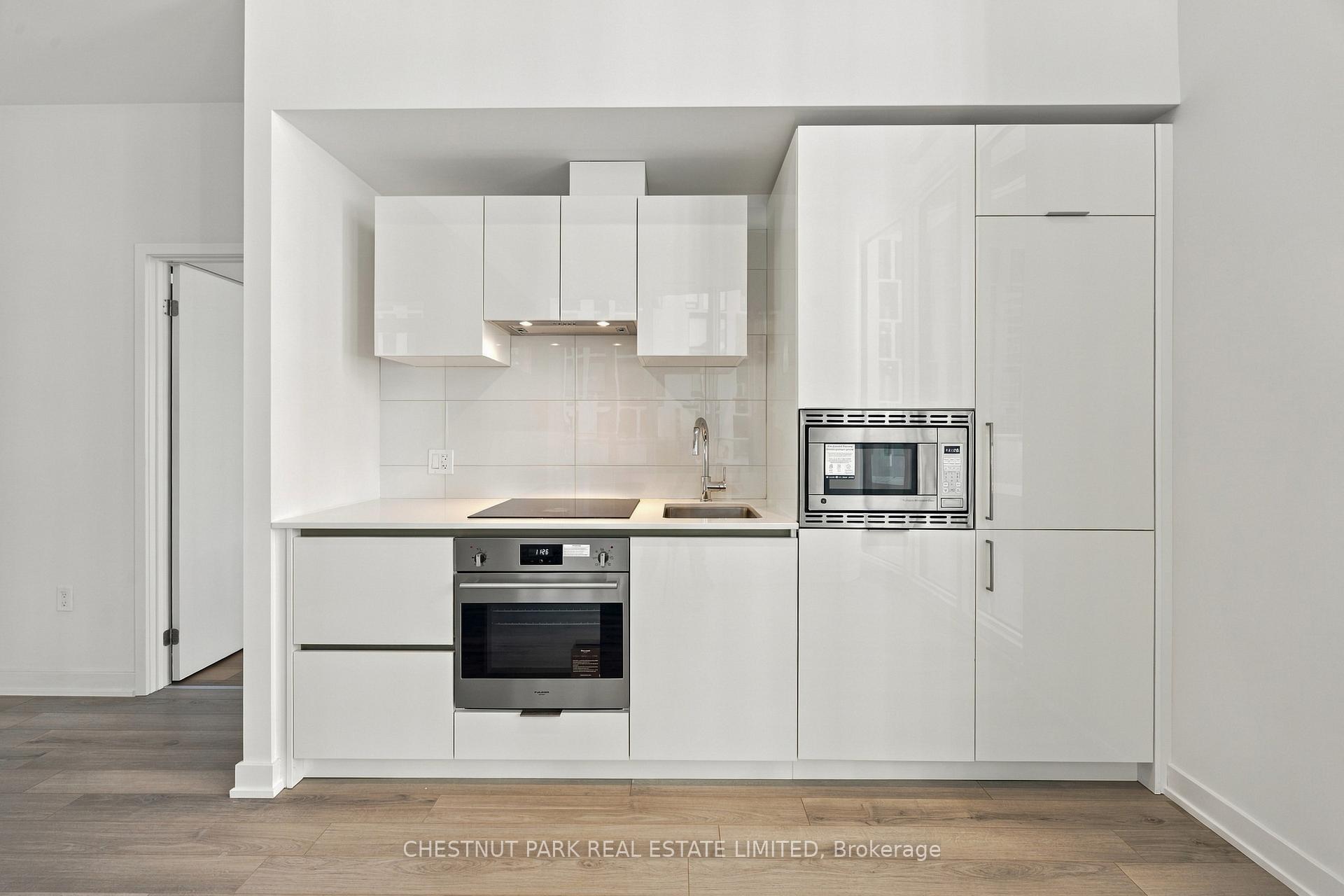Photo 11 of Unit 625, 230 Simcoe Street, Toronto, Kensington-Chinatown — HOMEH