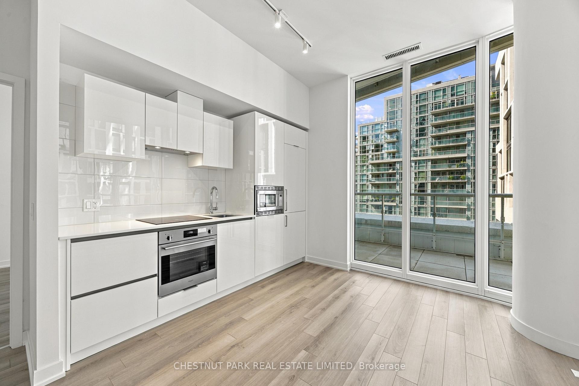 Photo 12 of Unit 625, 230 Simcoe Street, Toronto, Kensington-Chinatown — HOMEH