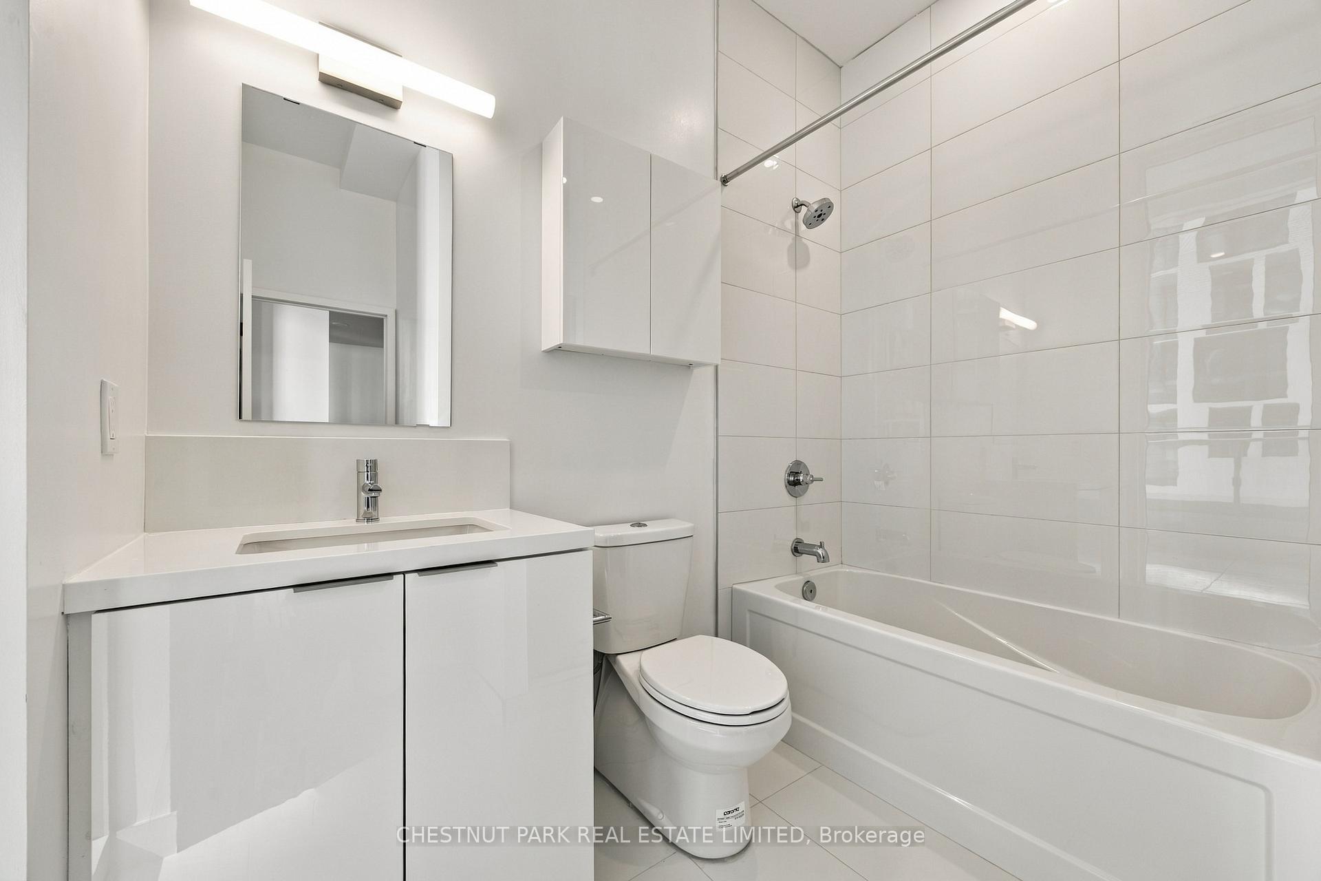 Photo 22 of Unit 625, 230 Simcoe Street, Toronto, Kensington-Chinatown — HOMEH