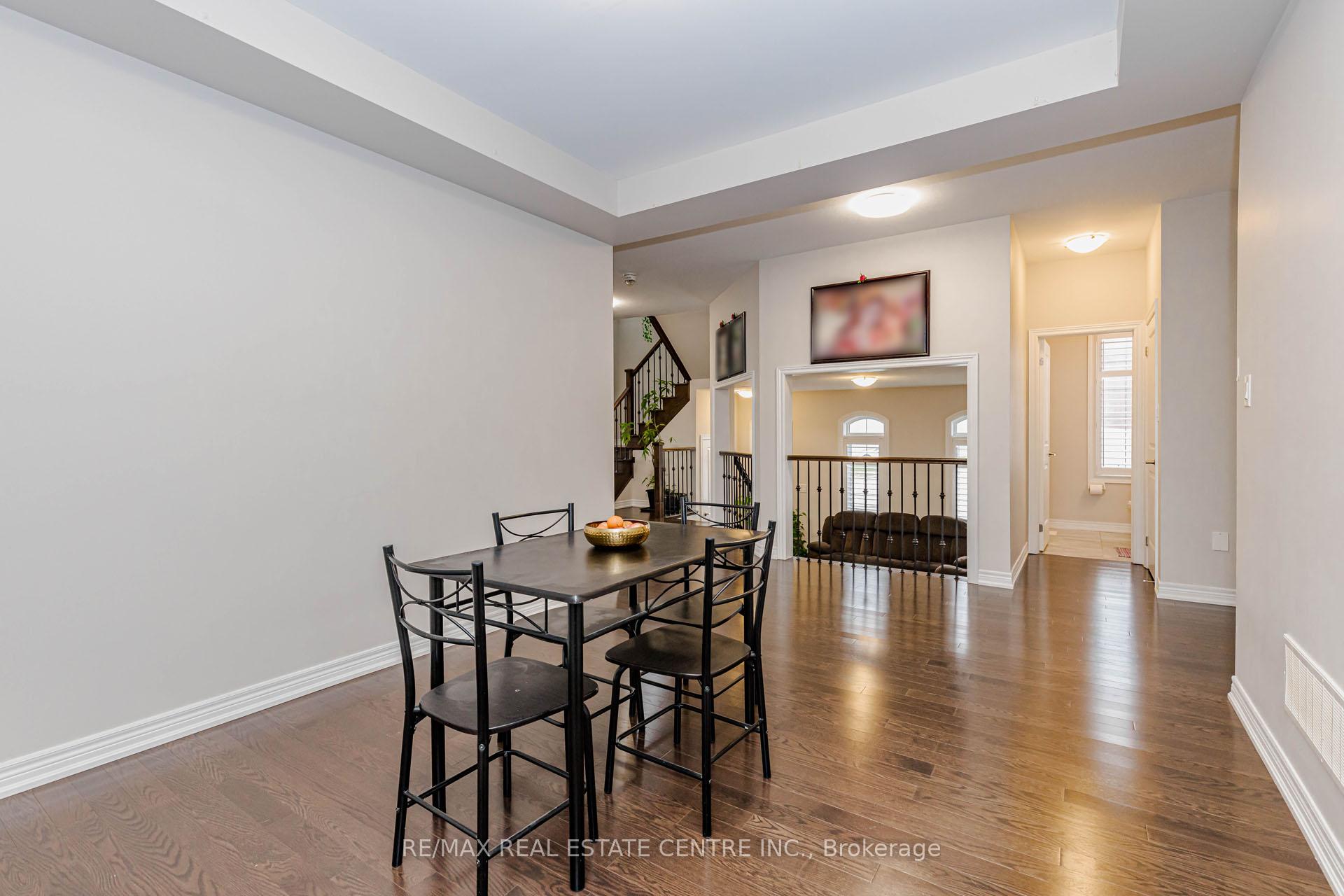 Photo 8 of 1332 Blackmore Street, Innisfil, Alcona — HOMEH