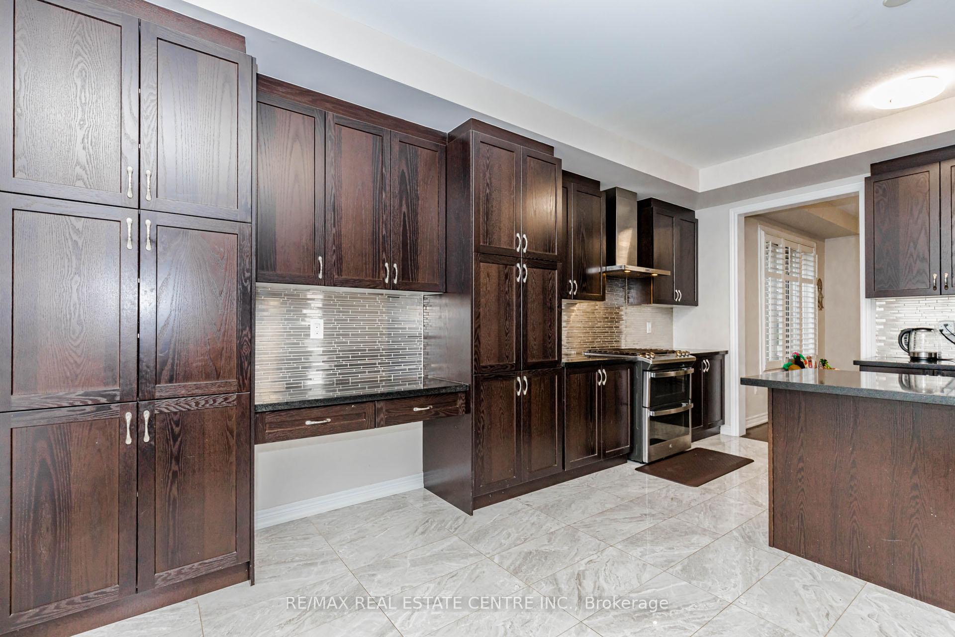 Photo 14 of 1332 Blackmore Street, Innisfil, Alcona — HOMEH