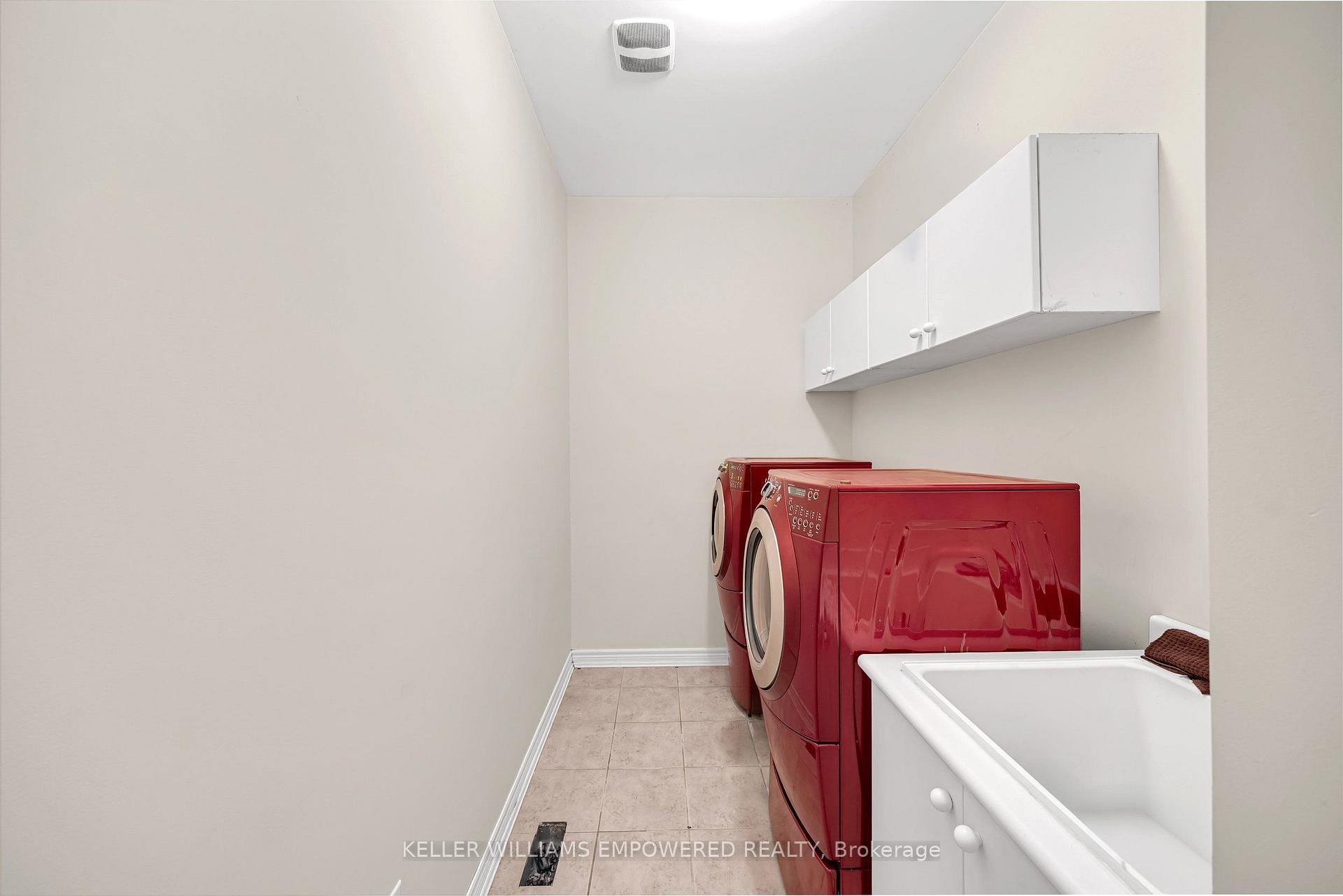 Photo 16 of 70 Retreat Boulevard, Vaughan, Vellore Village — HOMEH