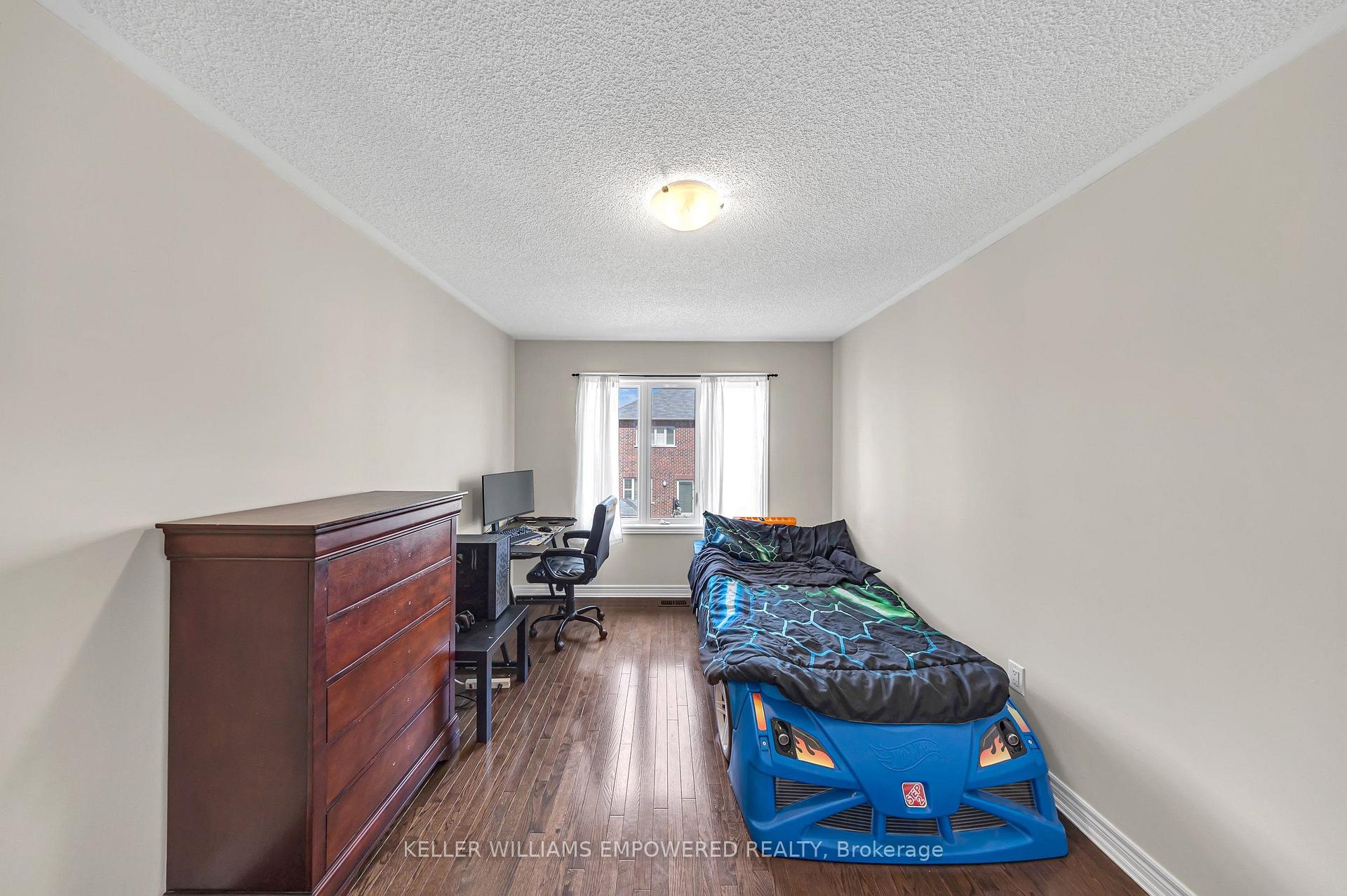 Photo 34 of 70 Retreat Boulevard, Vaughan, Vellore Village — HOMEH