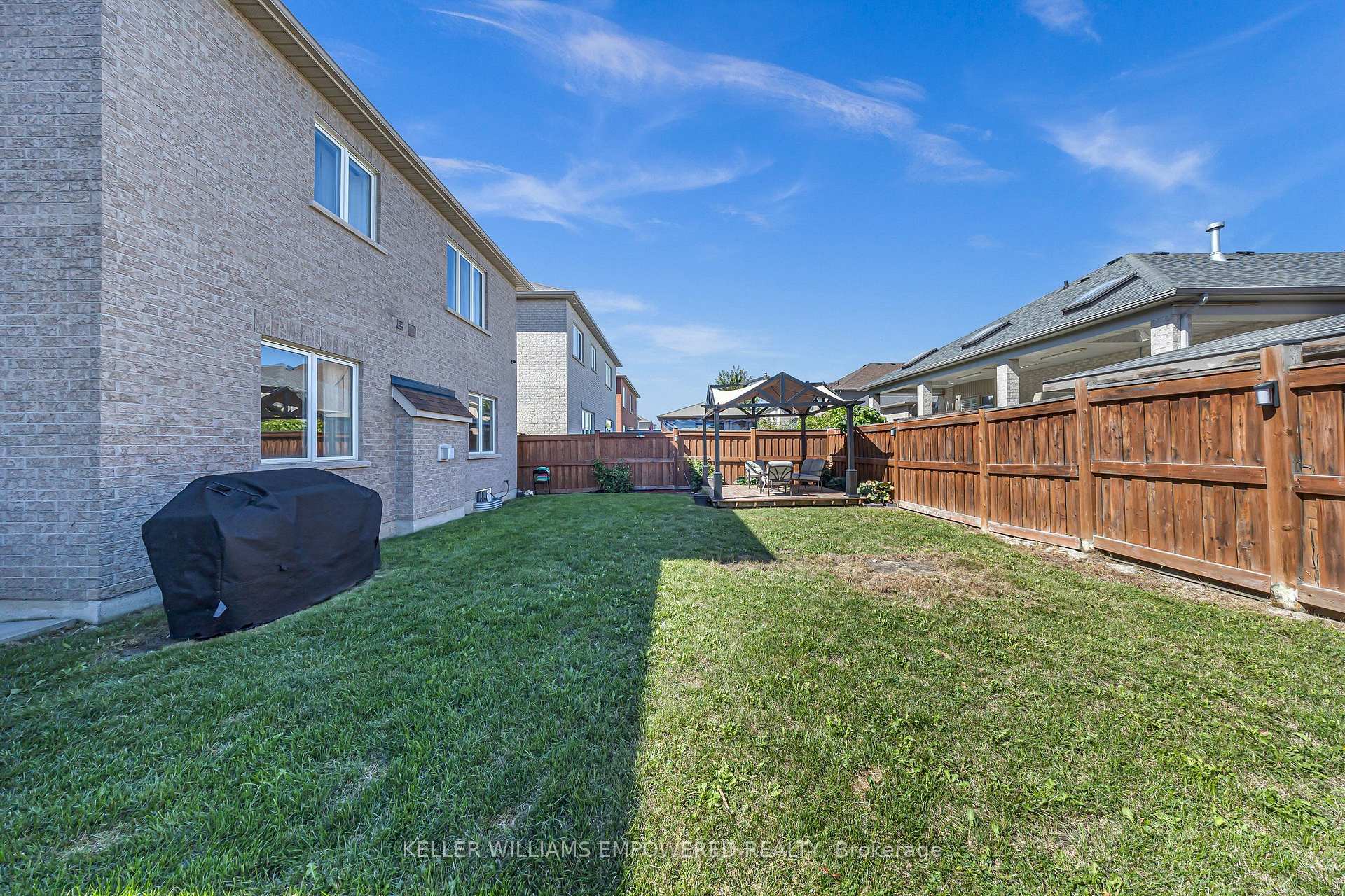 Photo 40 of 70 Retreat Boulevard, Vaughan, Vellore Village — HOMEH
