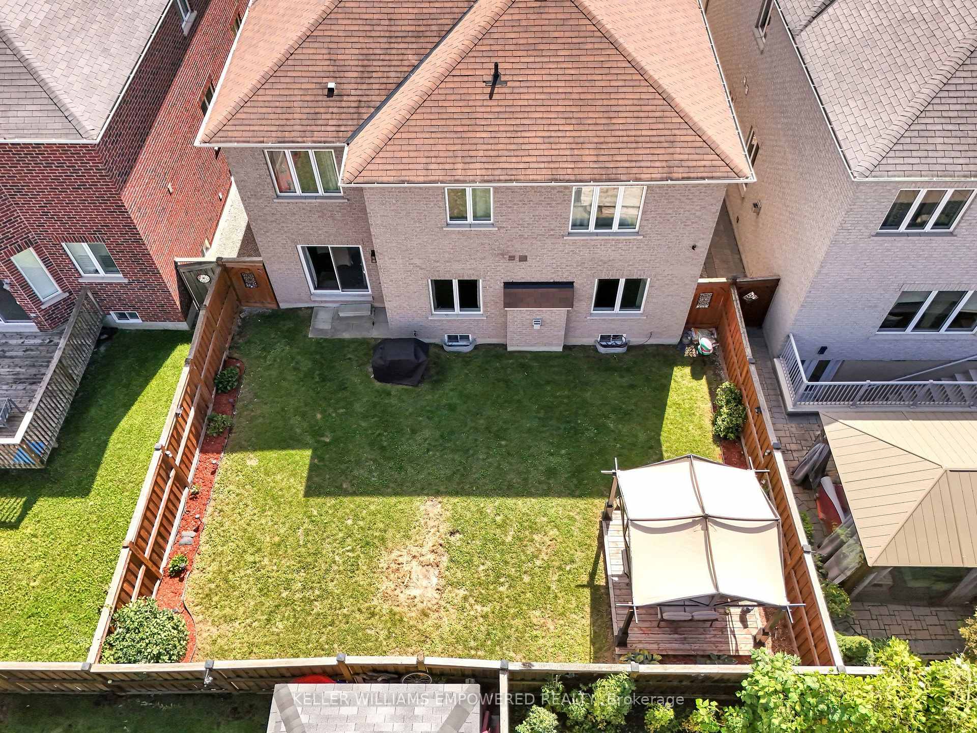 Photo 41 of 70 Retreat Boulevard, Vaughan, Vellore Village — HOMEH
