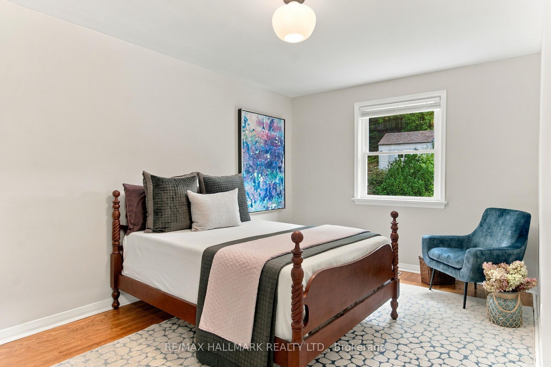 Photo 28 of 35 Love Crescent, Toronto, East End-Danforth — HOMEH