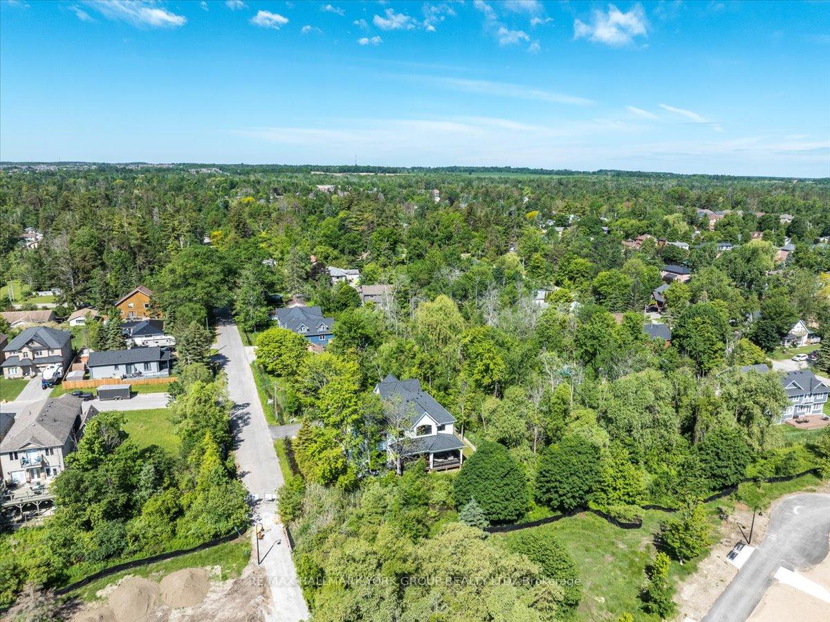 Photo 42 of 668 Florence Road, Innisfil, Alcona — HOMEH
