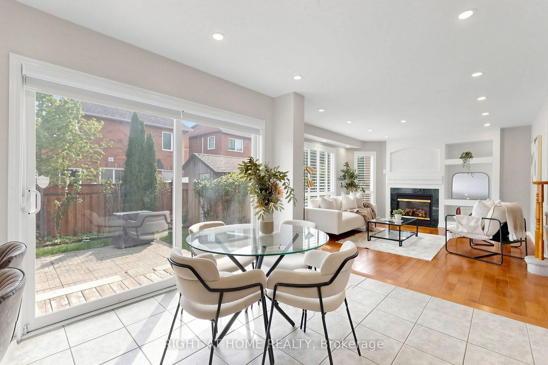 Photo 14 of 5 Mendoza Drive, Brampton, Fletcher's Meadow — HOMEH