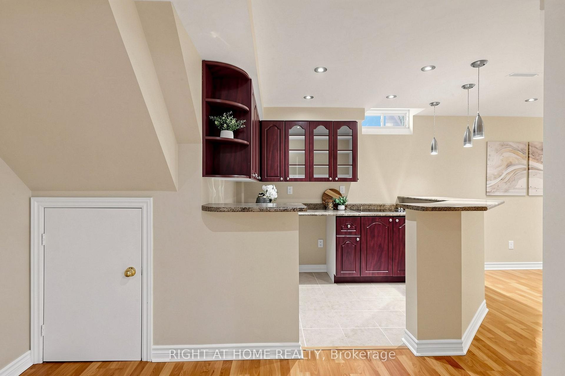 Photo 39 of 5 Mendoza Drive, Brampton, Fletcher's Meadow — HOMEH