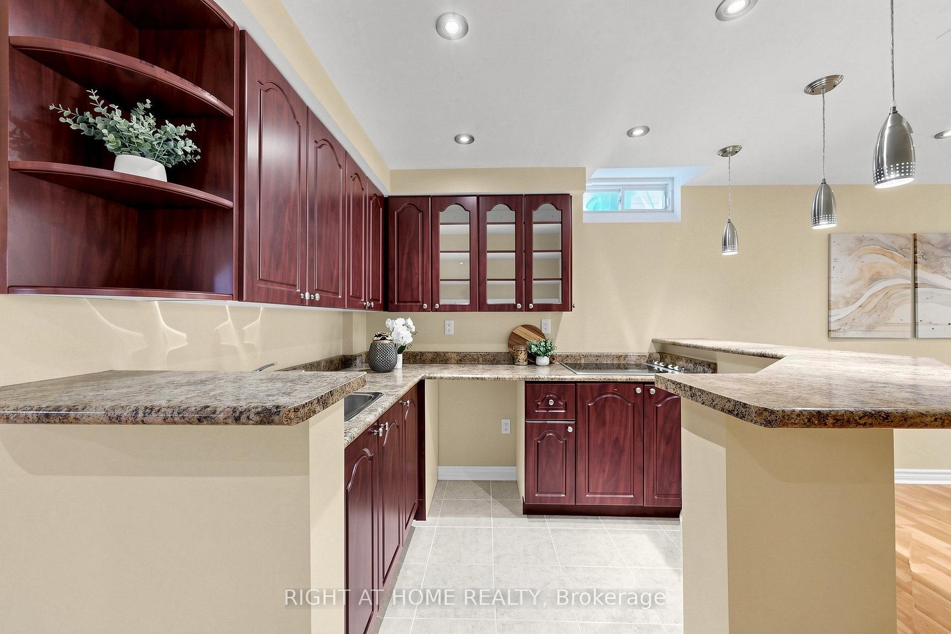 Photo 40 of 5 Mendoza Drive, Brampton, Fletcher's Meadow — HOMEH