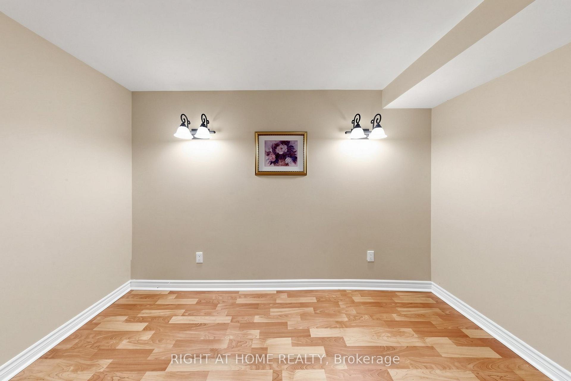 Photo 42 of 5 Mendoza Drive, Brampton, Fletcher's Meadow — HOMEH