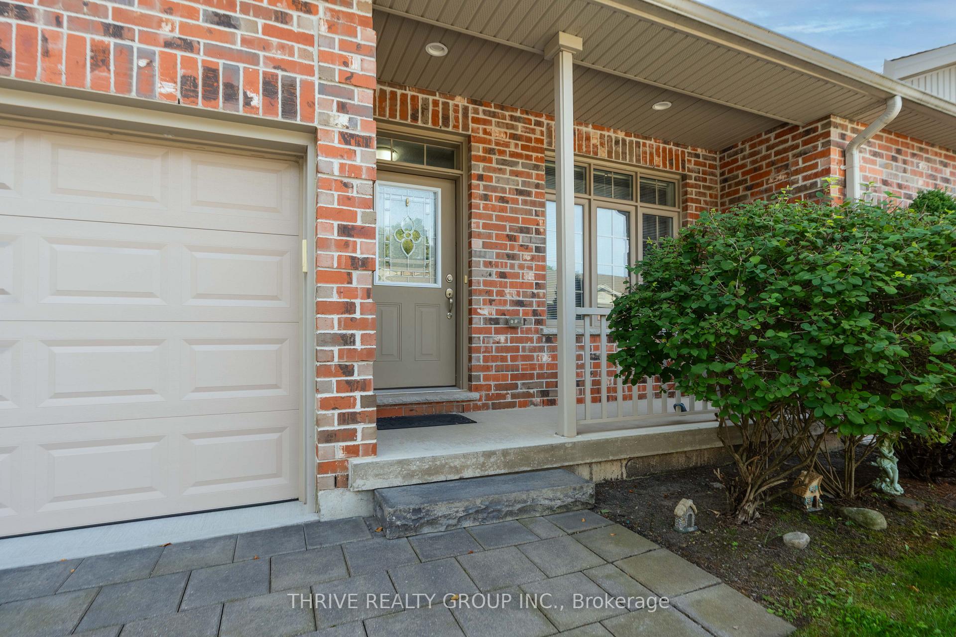 Photo 5 of 220 Walnut Street, Lucan Biddulph, Lucan — HOMEH