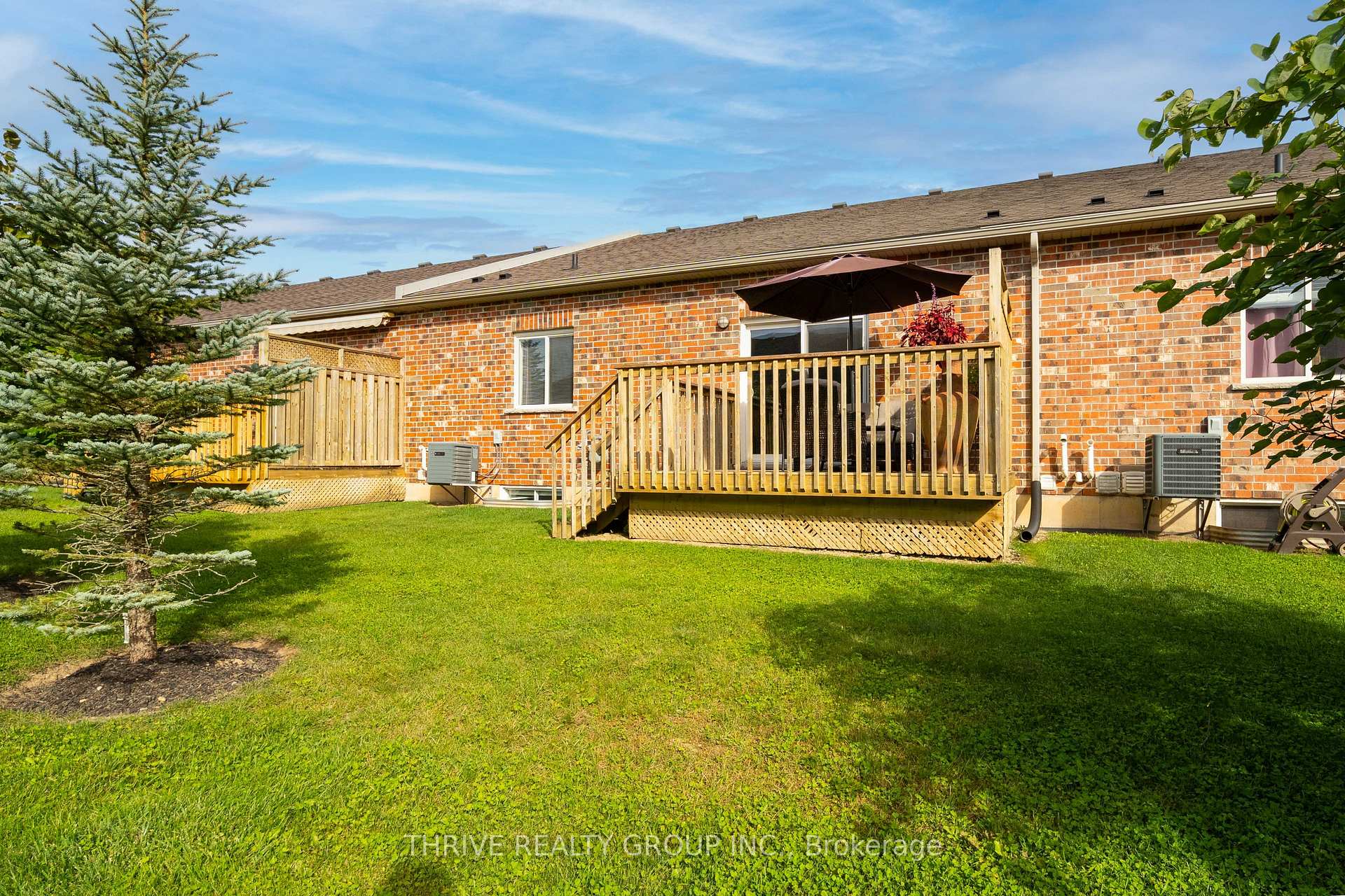 Photo 20 of 220 Walnut Street, Lucan Biddulph, Lucan — HOMEH