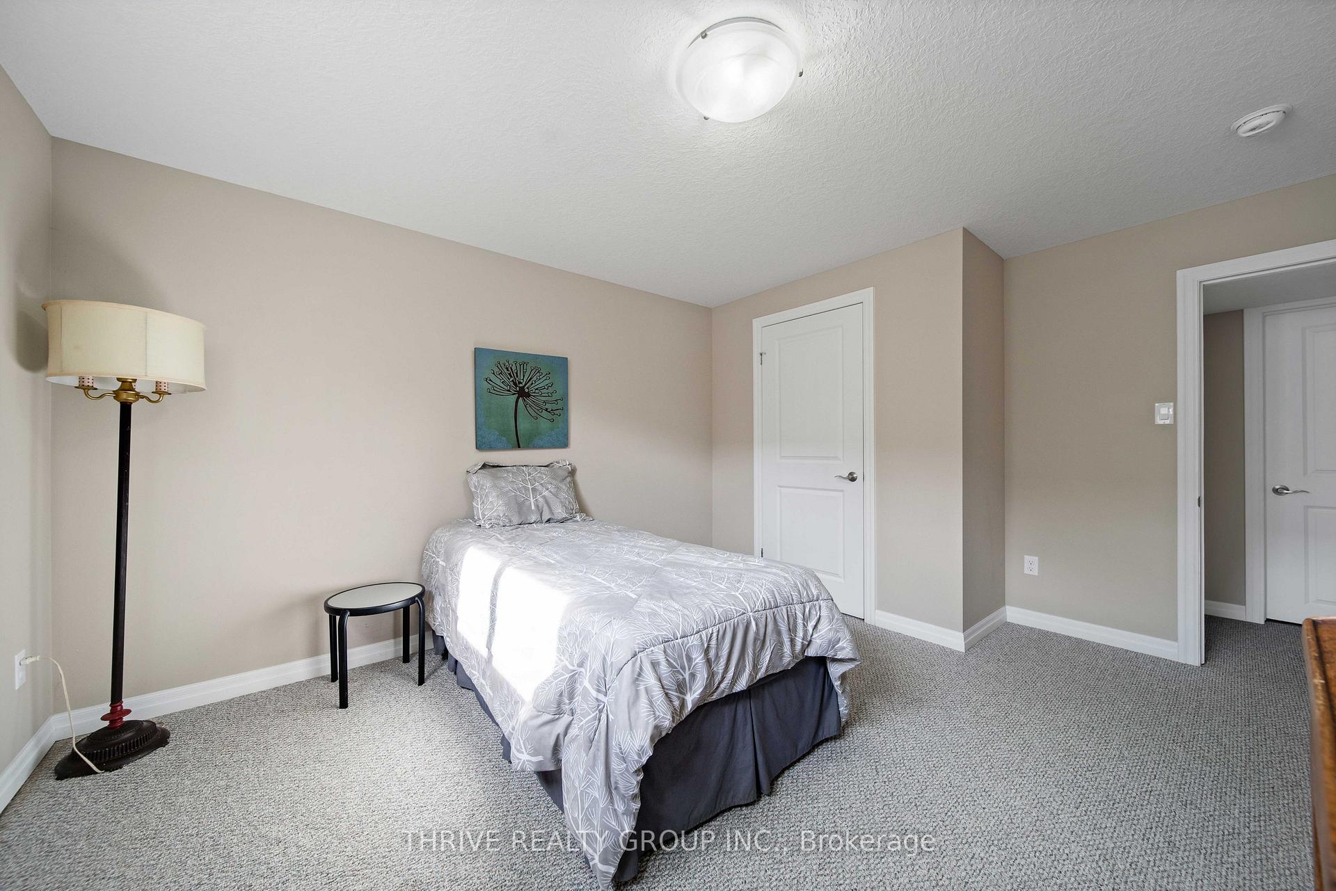Photo 37 of 220 Walnut Street, Lucan Biddulph, Lucan — HOMEH