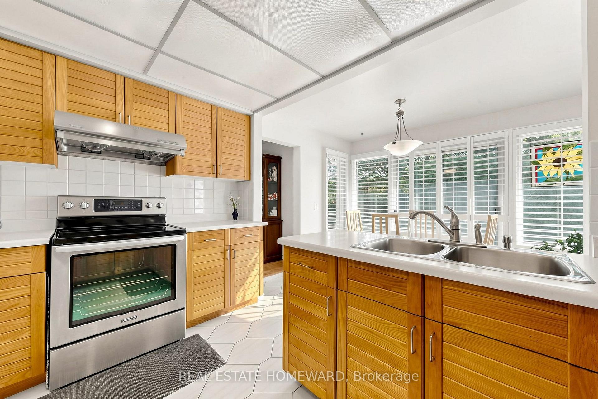 Photo 19 of 3 Green Acres Road, Vaughan, Uplands — HOMEH