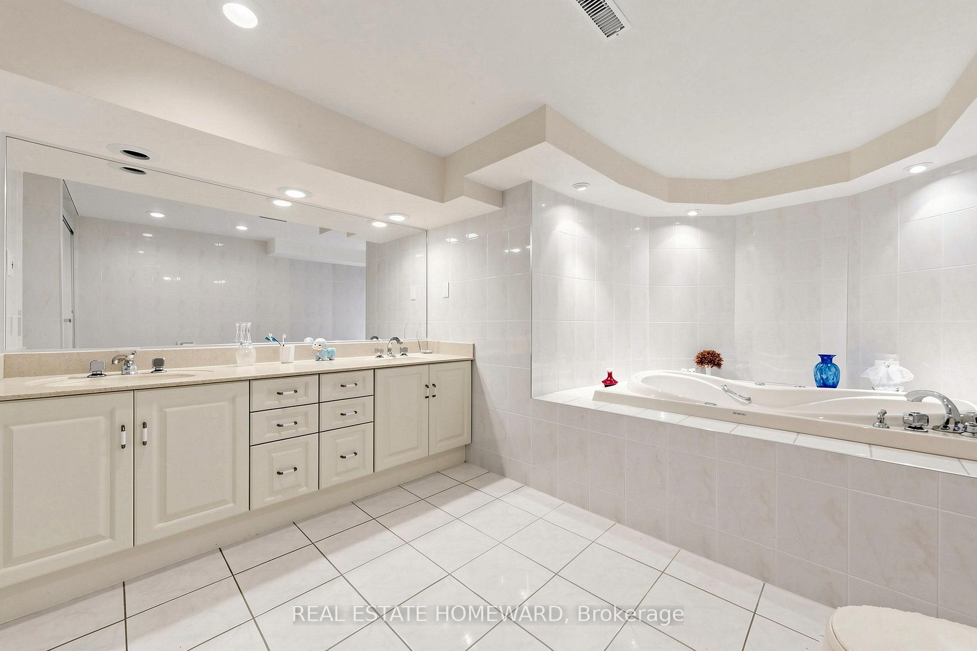 Photo 48 of 3 Green Acres Road, Vaughan, Uplands — HOMEH
