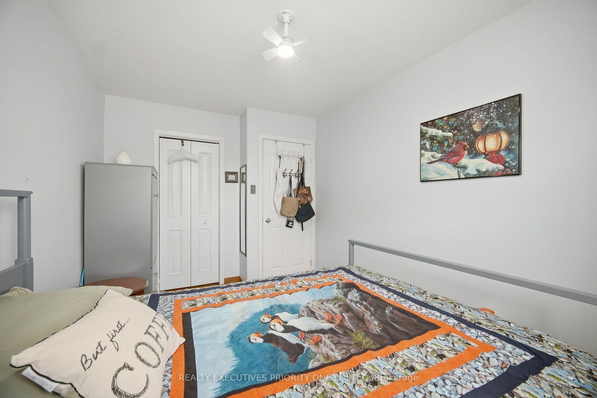 Photo 23 of 43 Elana Drive, North York, Glenfield-Jane Heights — HOMEH