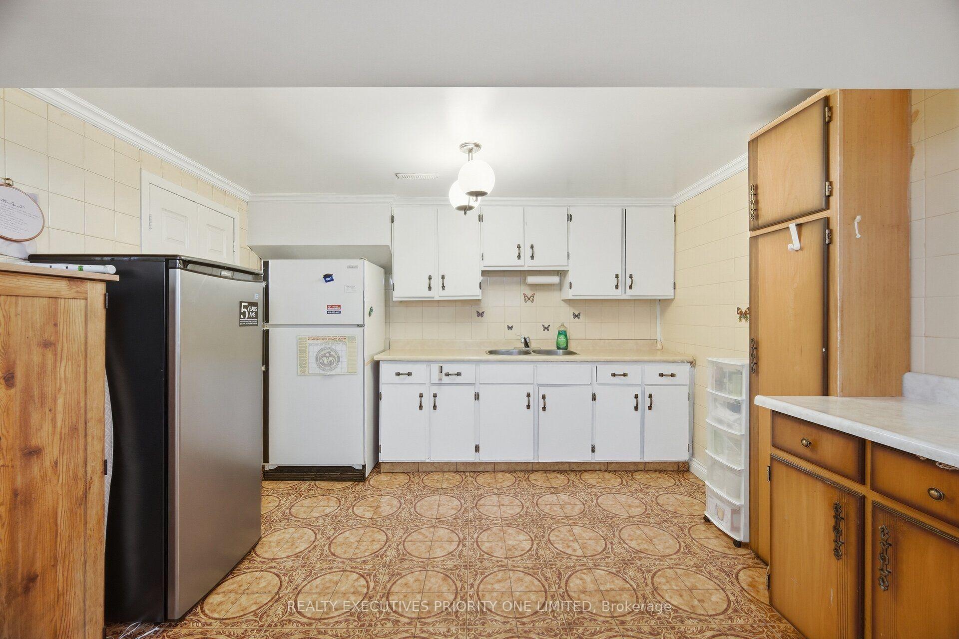 Photo 33 of 43 Elana Drive, North York, Glenfield-Jane Heights — HOMEH