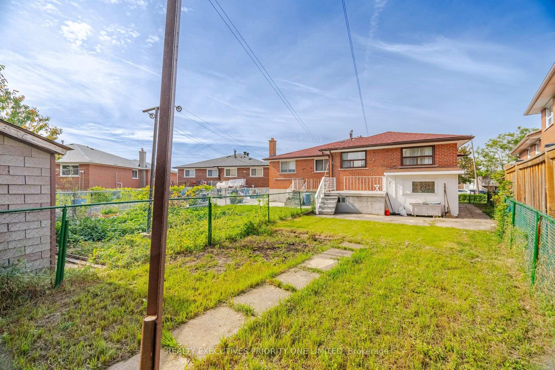 Photo 38 of 43 Elana Drive, North York, Glenfield-Jane Heights — HOMEH