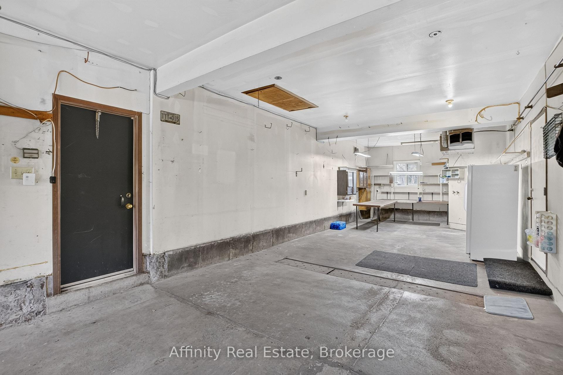 Photo 45 of 344 Driftwood Drive, Kitchener, Forest Heights — HOMEH