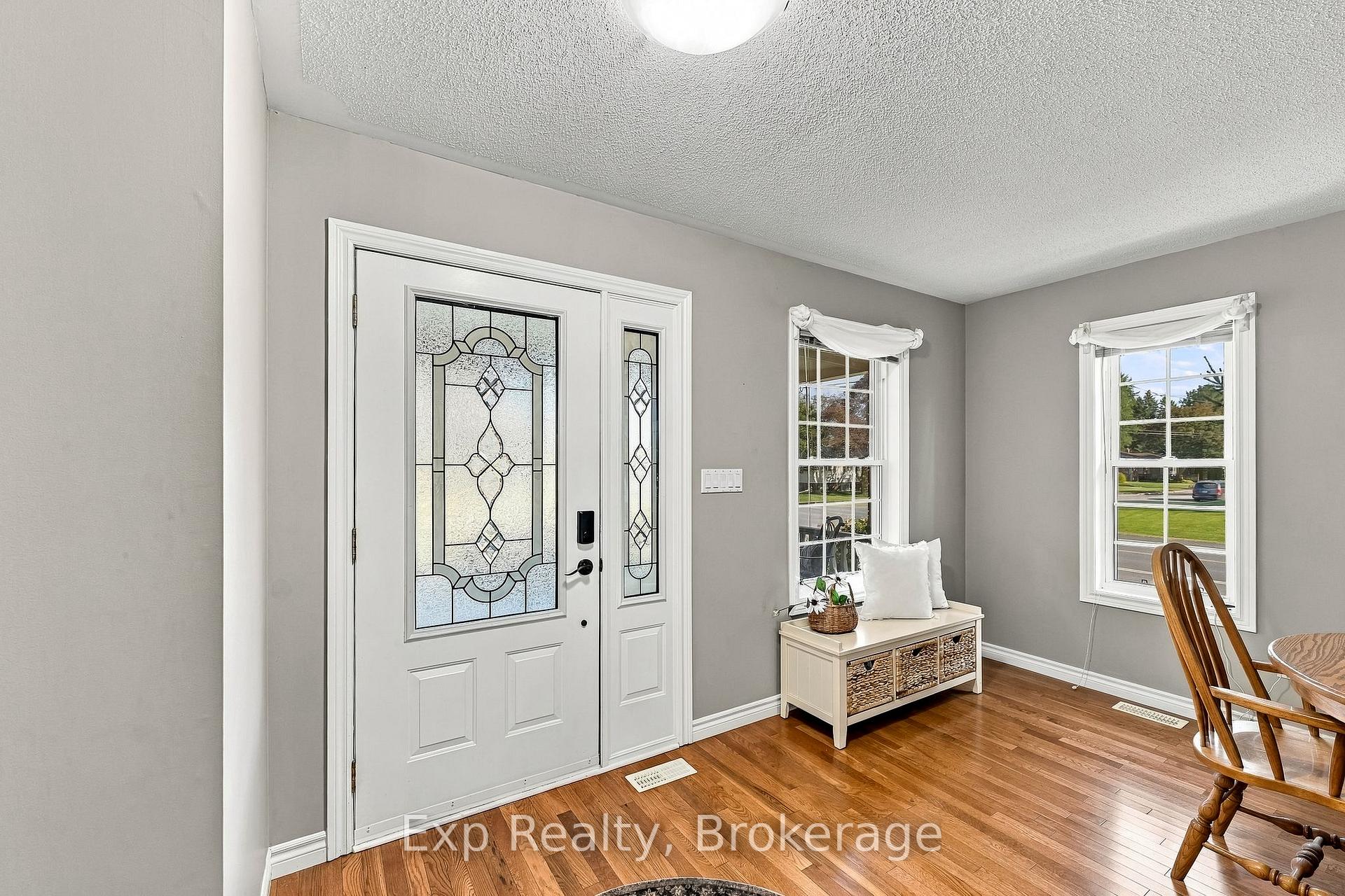Photo 5 of 52 Trefusis Street, Port Hope — HOMEH