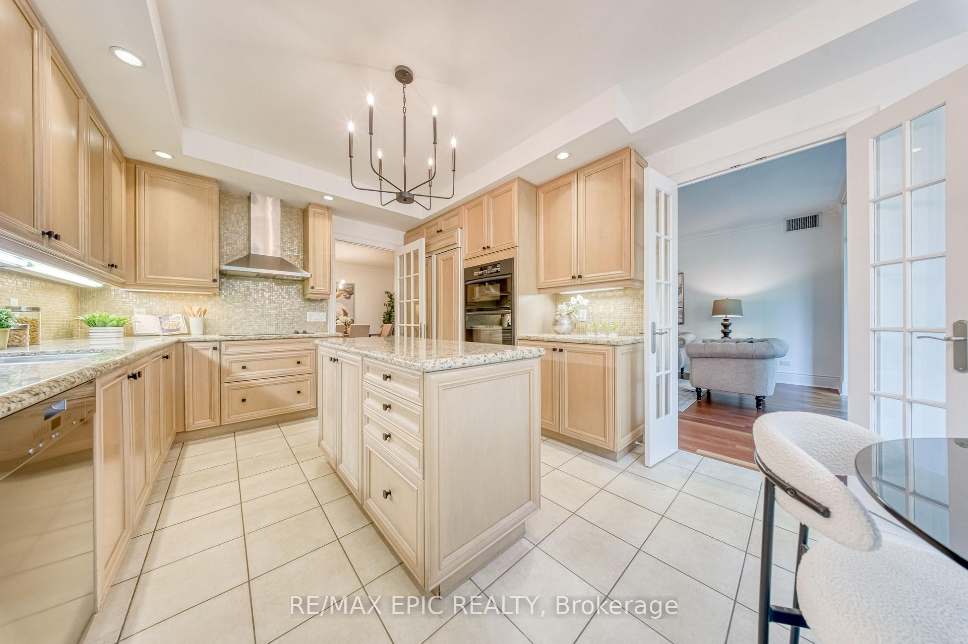 Photo 16 of Unit 211, 7071 Bayview Avenue, Markham, Bayview Glen — HOMEH