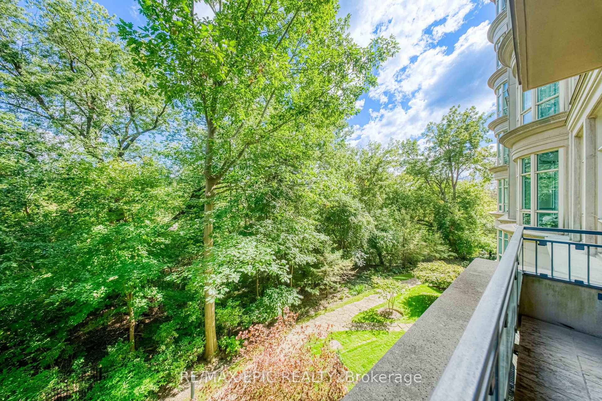 Photo 28 of Unit 211, 7071 Bayview Avenue, Markham, Bayview Glen — HOMEH