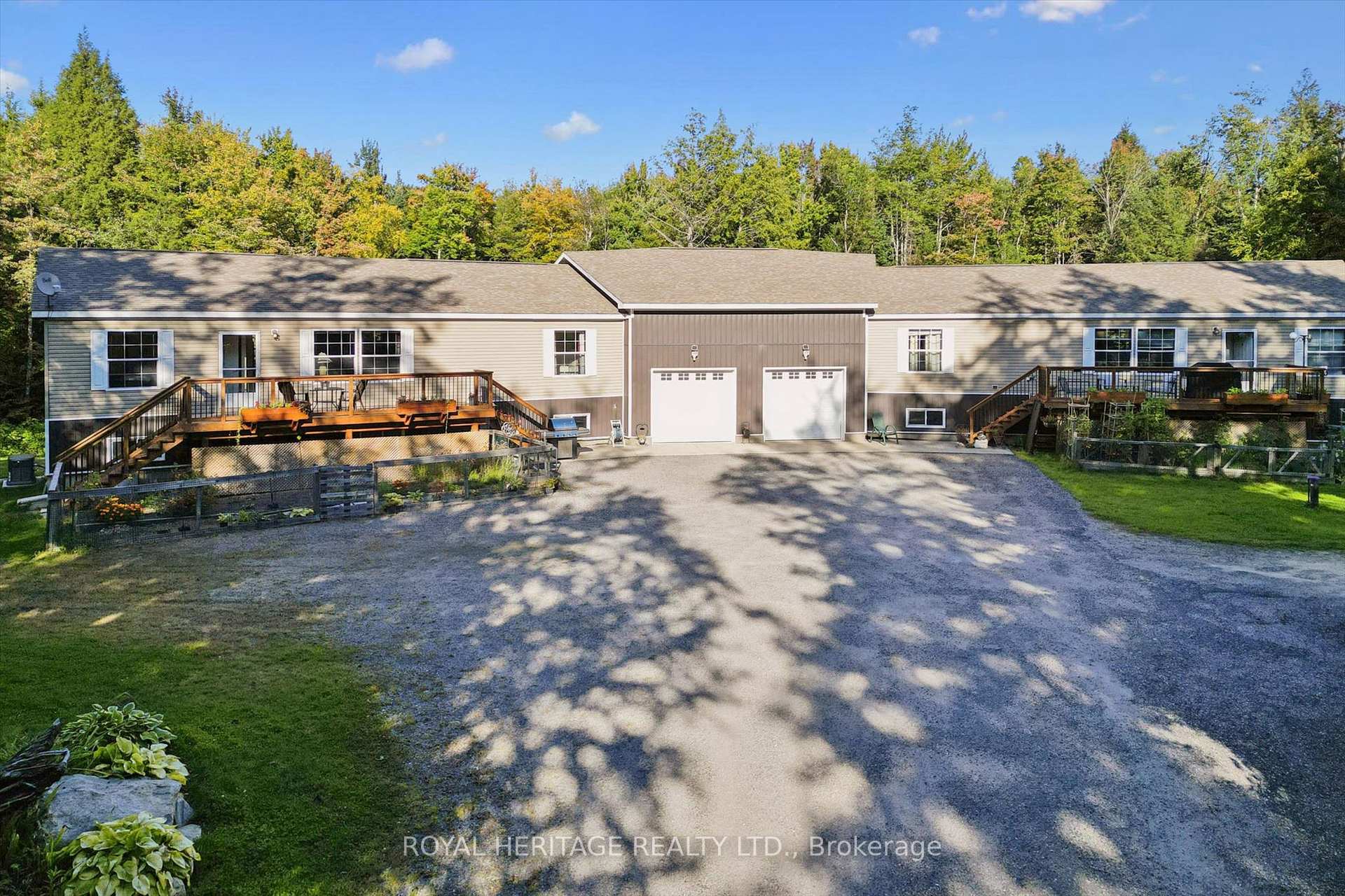 Photo 2 of 1515 Uffington Road, Bracebridge, Draper — HOMEH