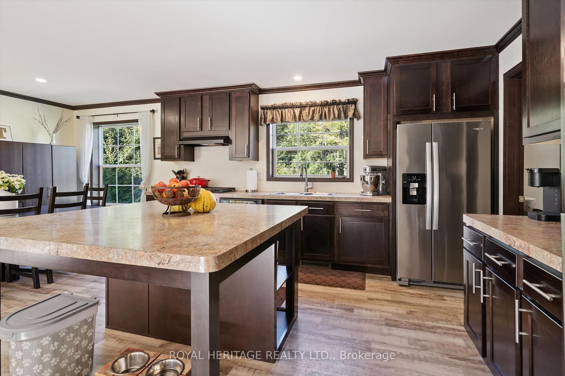 Photo 12 of 1515 Uffington Road, Bracebridge, Draper — HOMEH