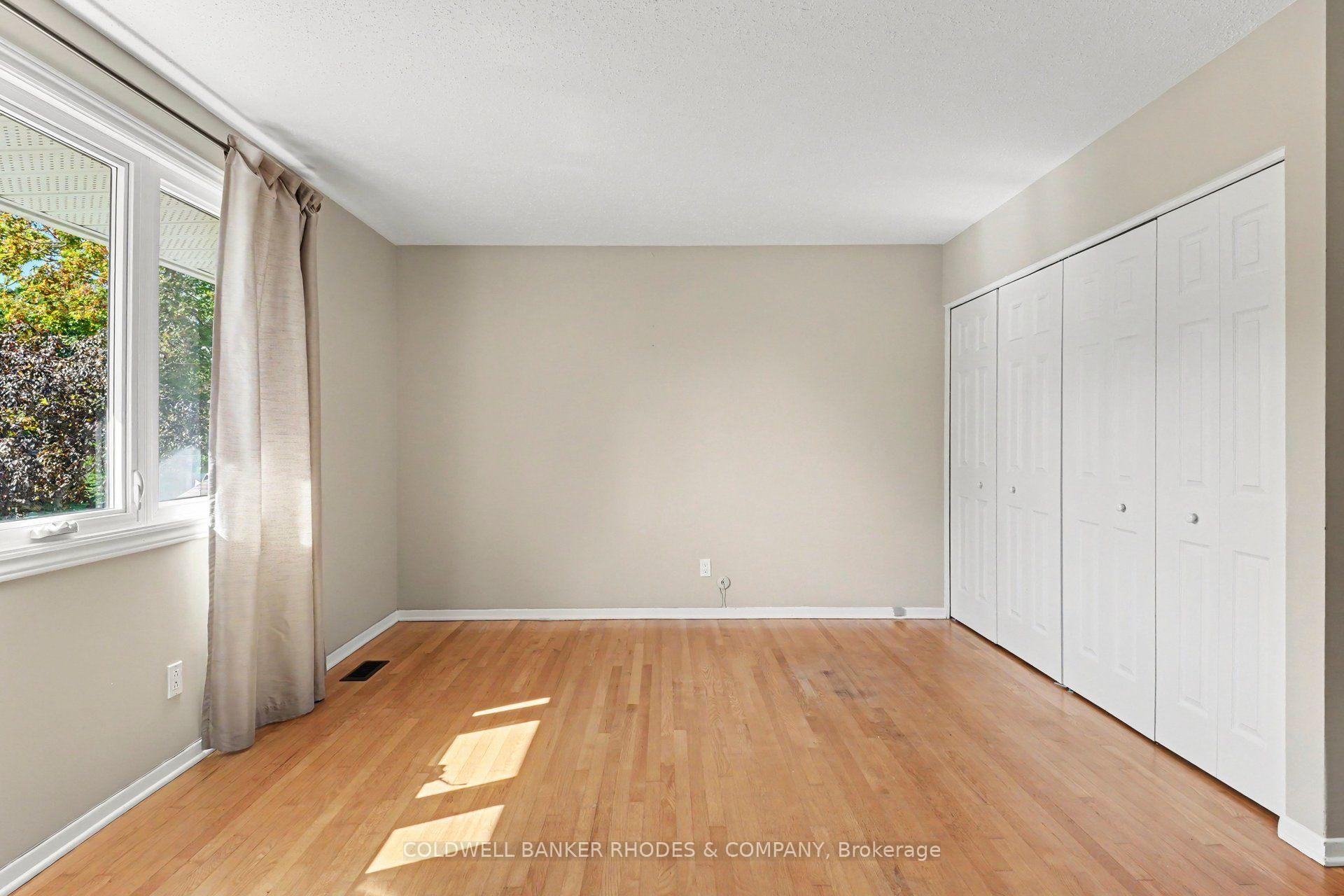 Photo 18 of 659 Ingram Crescent, Ottawa, Beacon Hill North — HOMEH