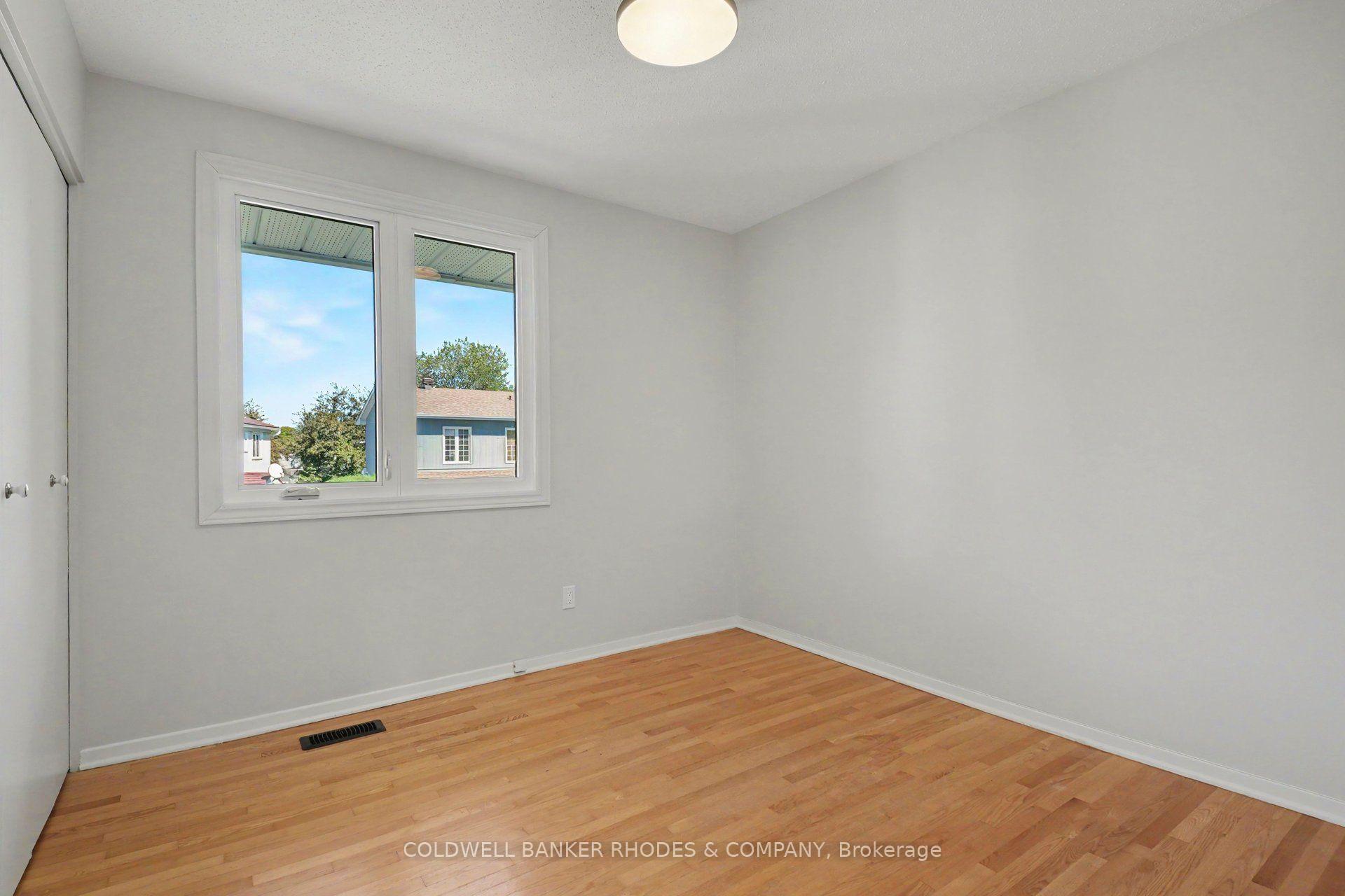 Photo 22 of 659 Ingram Crescent, Ottawa, Beacon Hill North — HOMEH