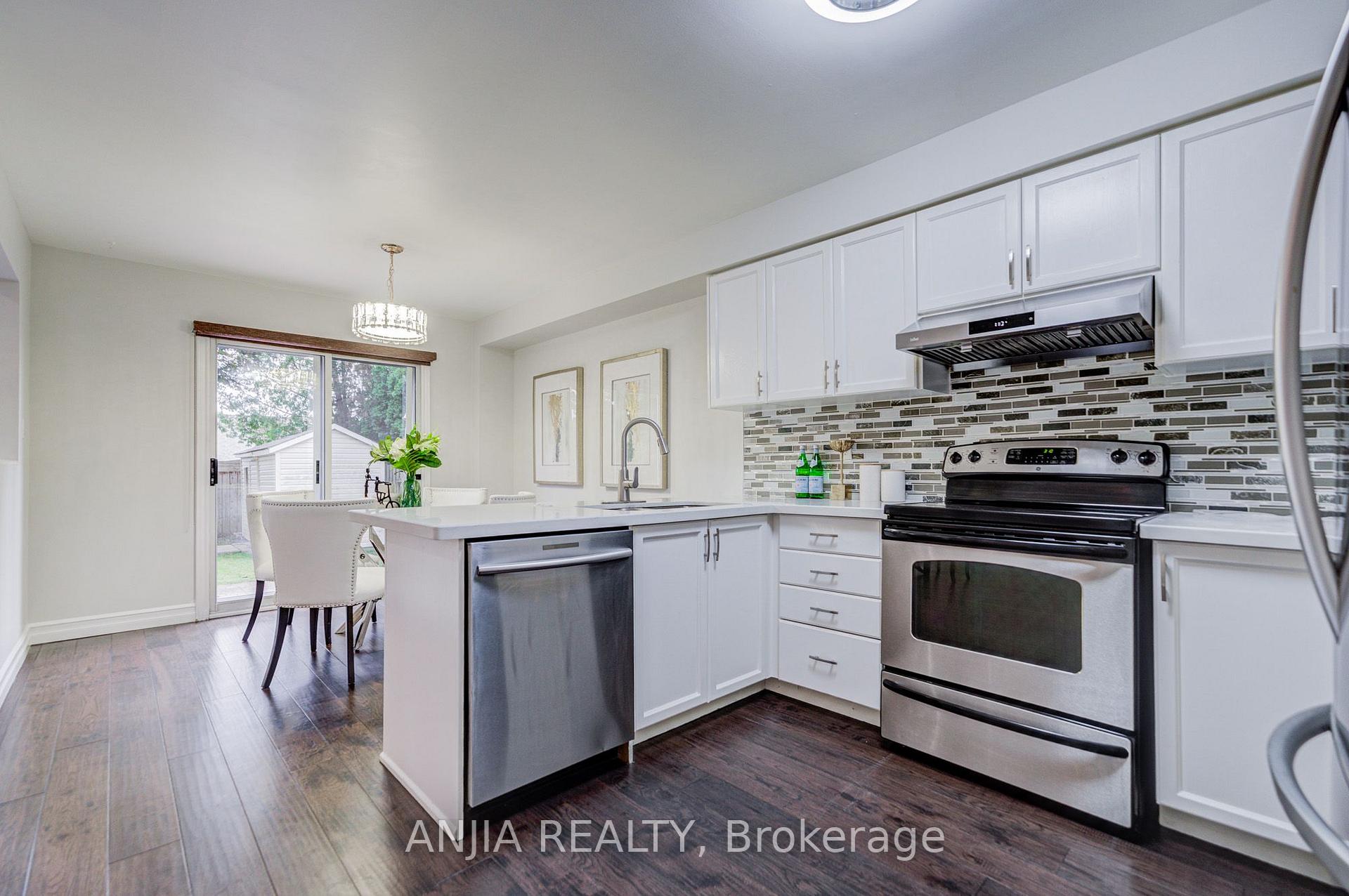 Photo 7 of 7 Allayden Drive, Whitby, Lynde Creek — HOMEH