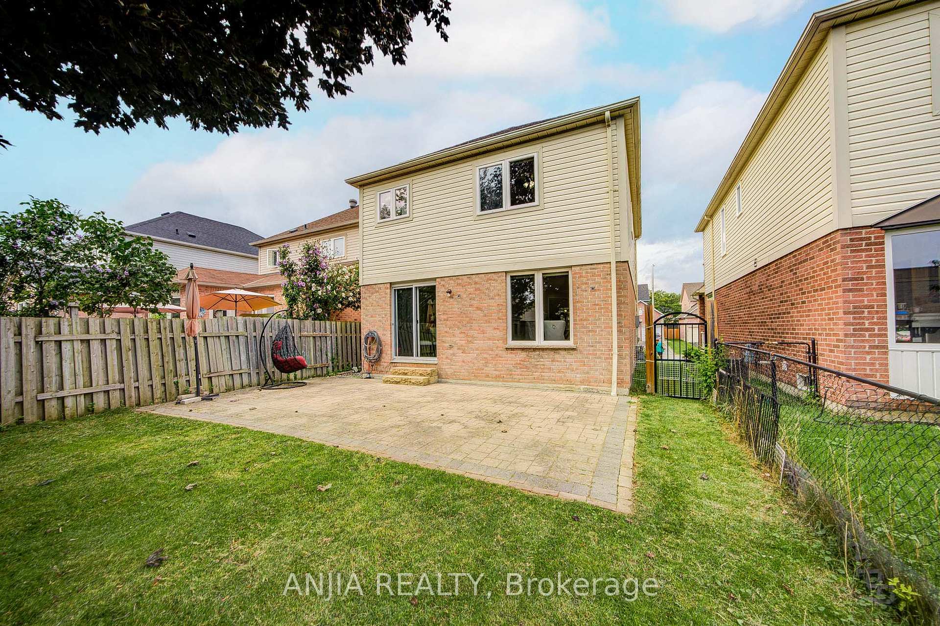 Photo 36 of 7 Allayden Drive, Whitby, Lynde Creek — HOMEH