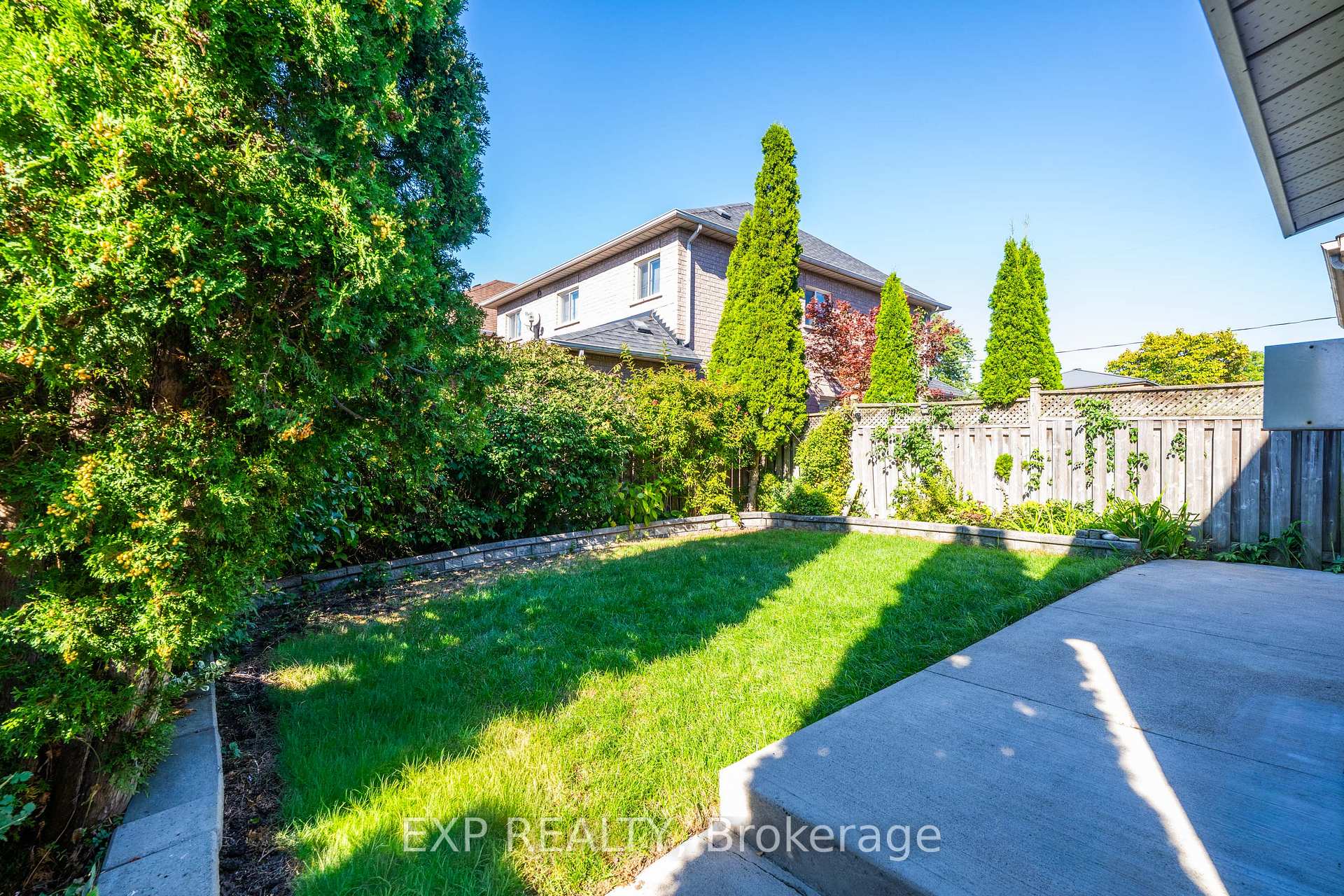 Photo 41 of 6 Purdy Crescent W, North York, Humberlea-Pelmo Park — HOMEH