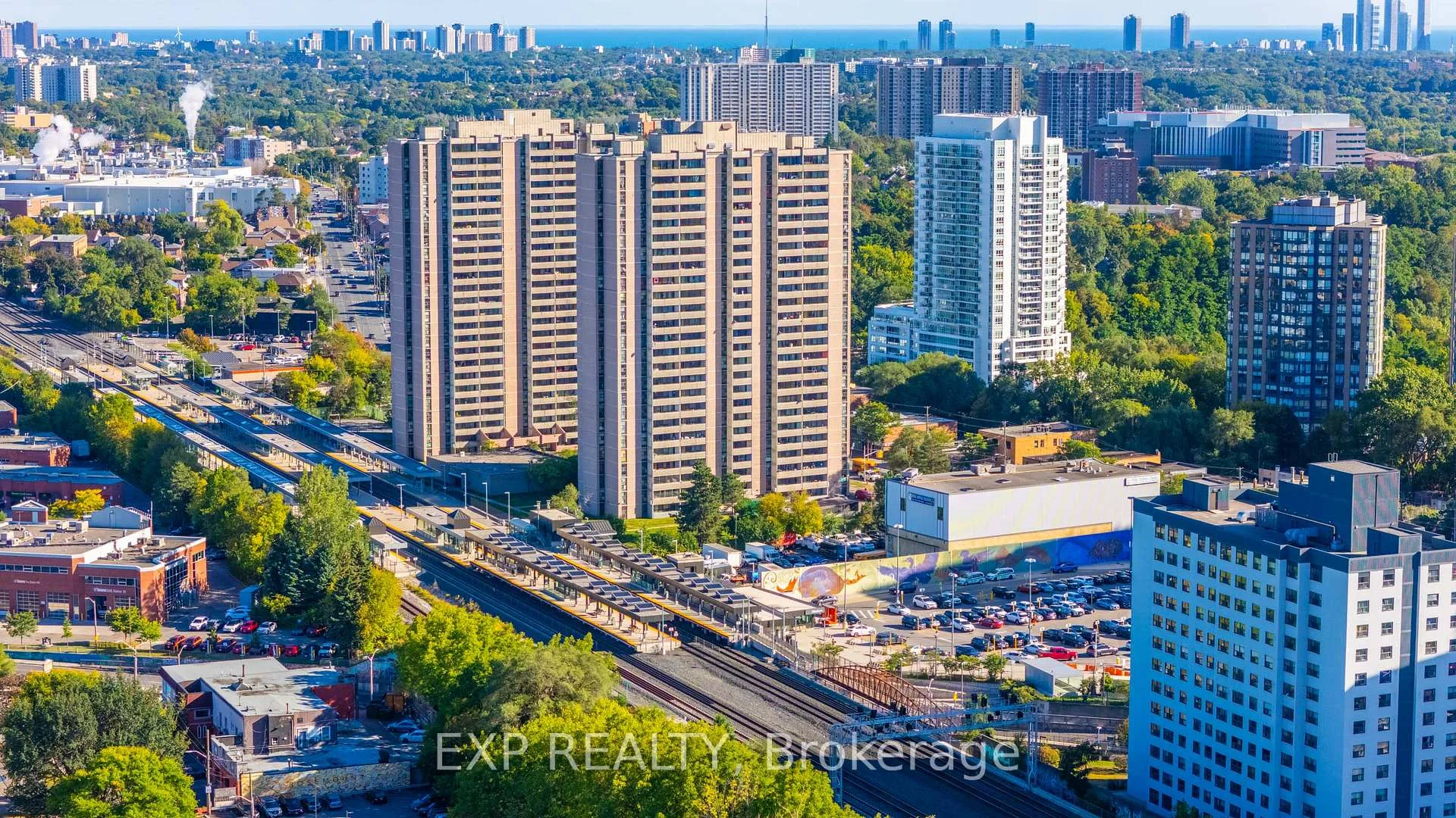 Photo 46 of 6 Purdy Crescent W, North York, Humberlea-Pelmo Park — HOMEH