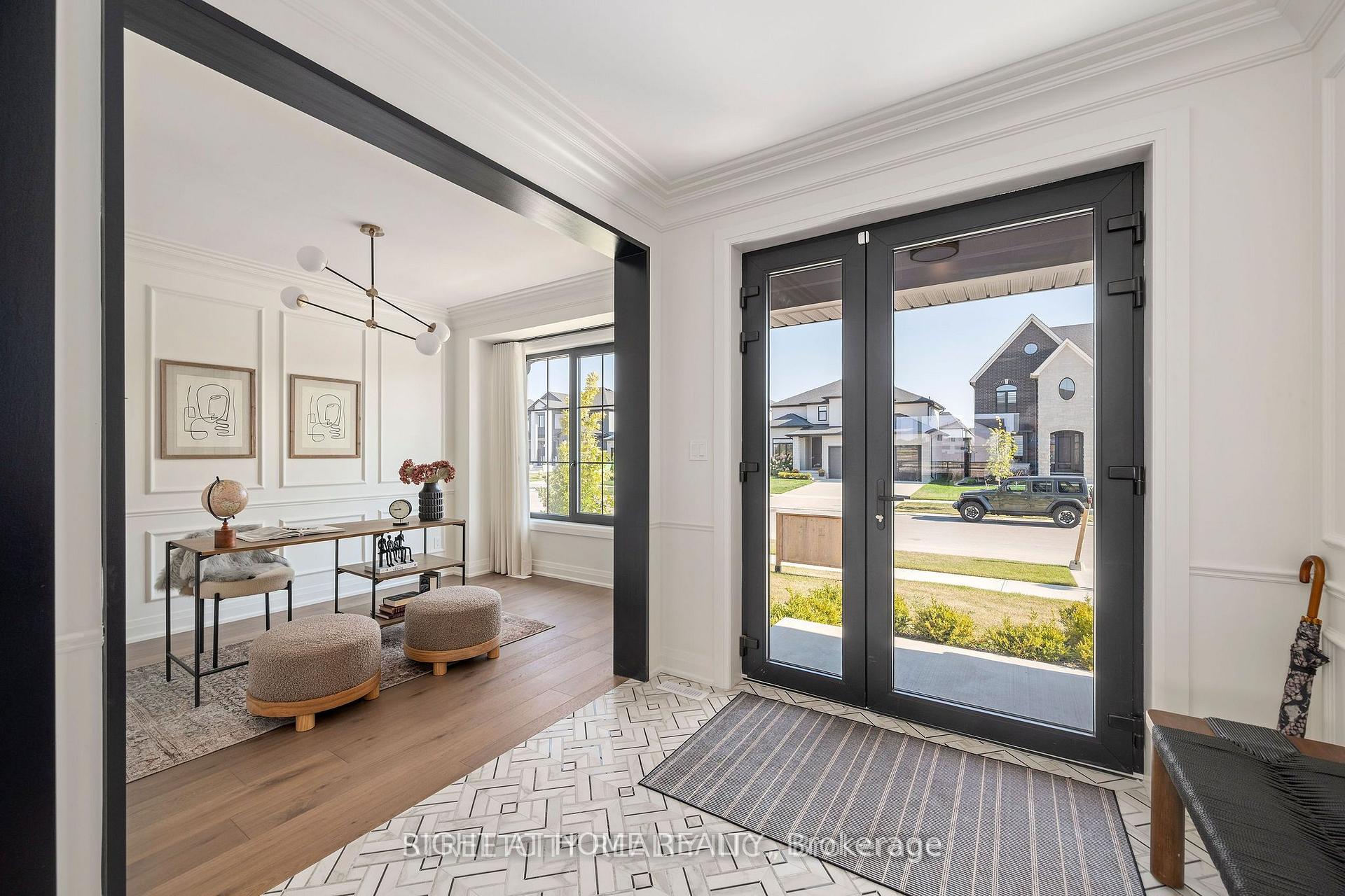 Photo 2 of 6326 Old Garrison Boulevard, London, South V — HOMEH