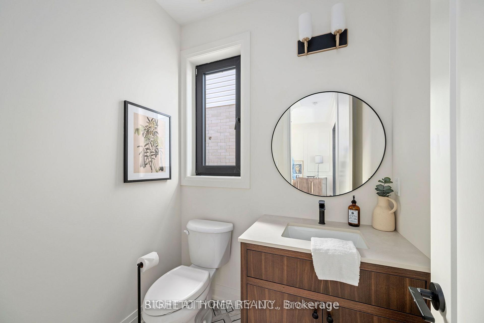 Photo 7 of 6326 Old Garrison Boulevard, London, South V — HOMEH