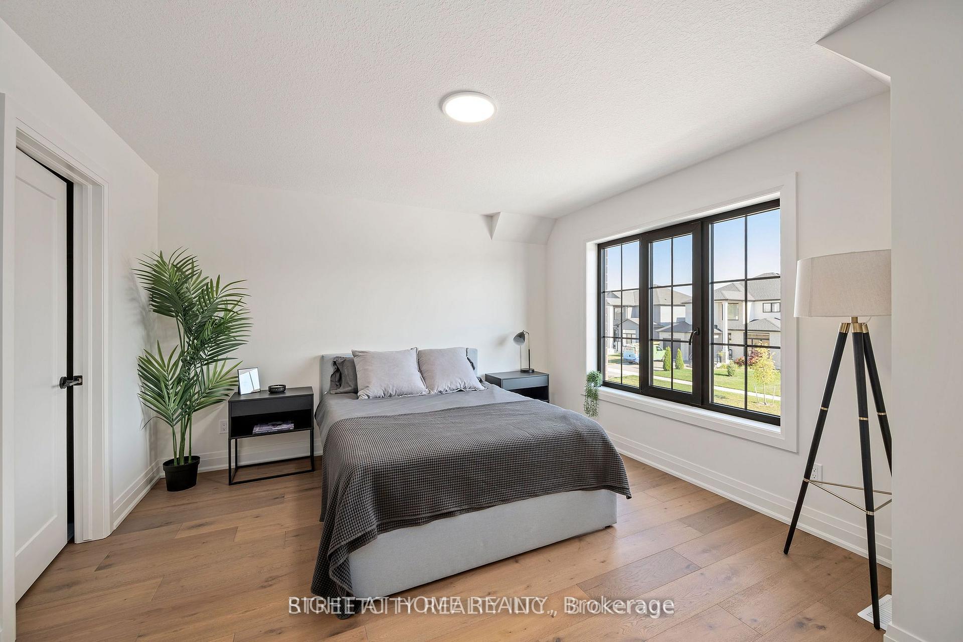 Photo 27 of 6326 Old Garrison Boulevard, London, South V — HOMEH