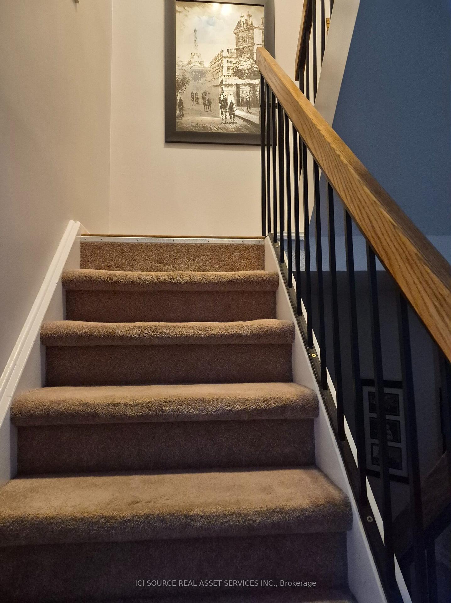 Photo 8 of 1576 Lassiter Terrace, Ottawa, Beaconwood — HOMEH