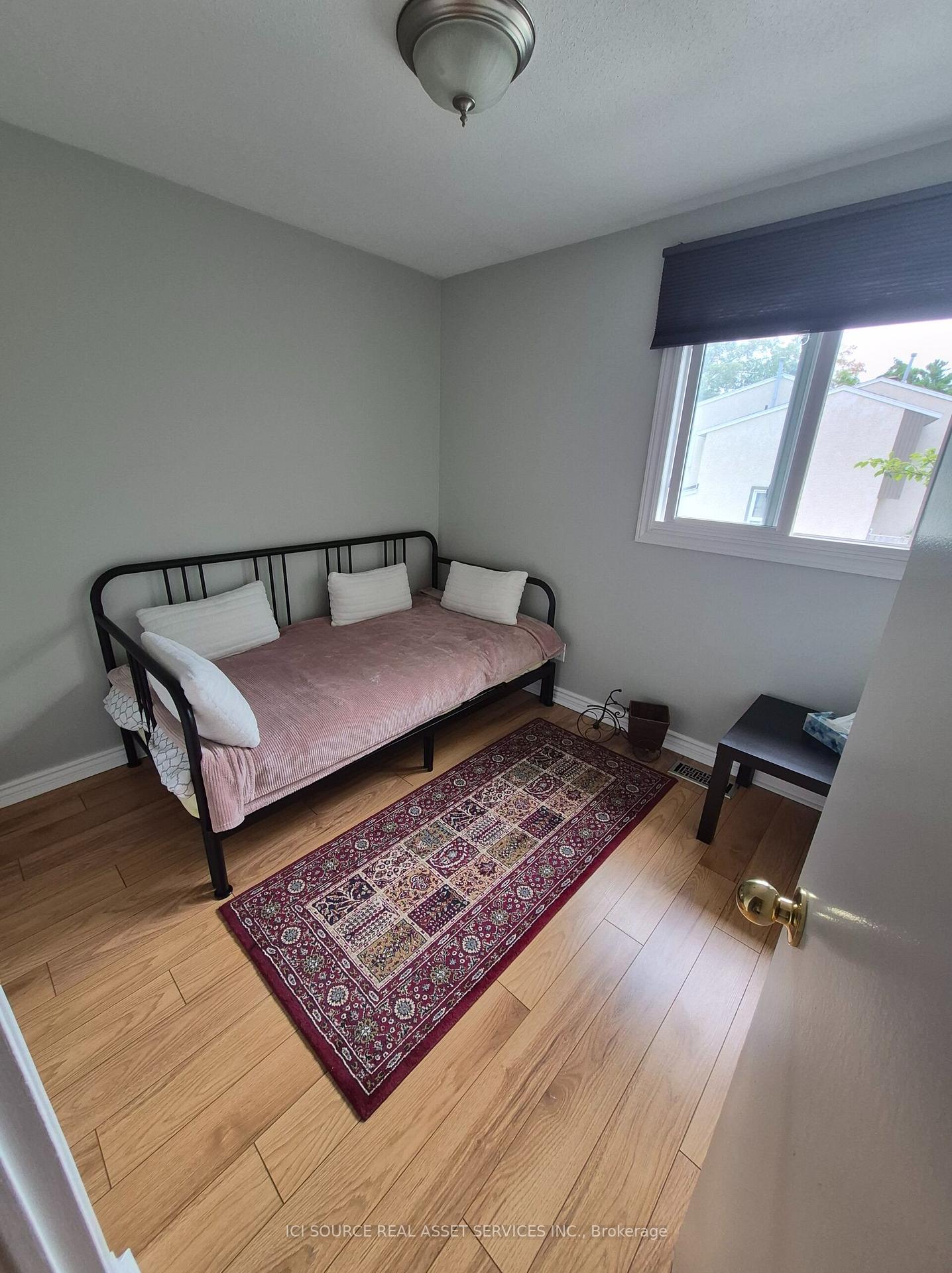 Photo 15 of 1576 Lassiter Terrace, Ottawa, Beaconwood — HOMEH